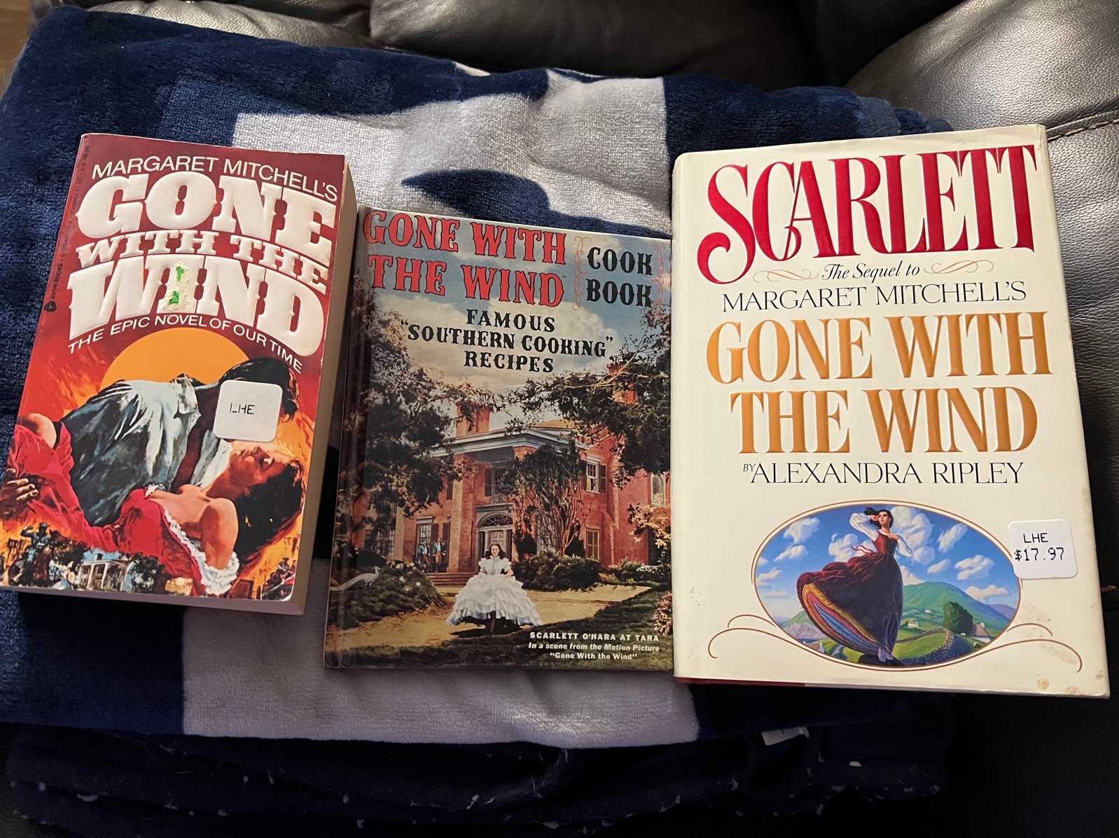 Gone With The Wind cookbook, Gone with the Wind softback book, & Scarlett Hardba