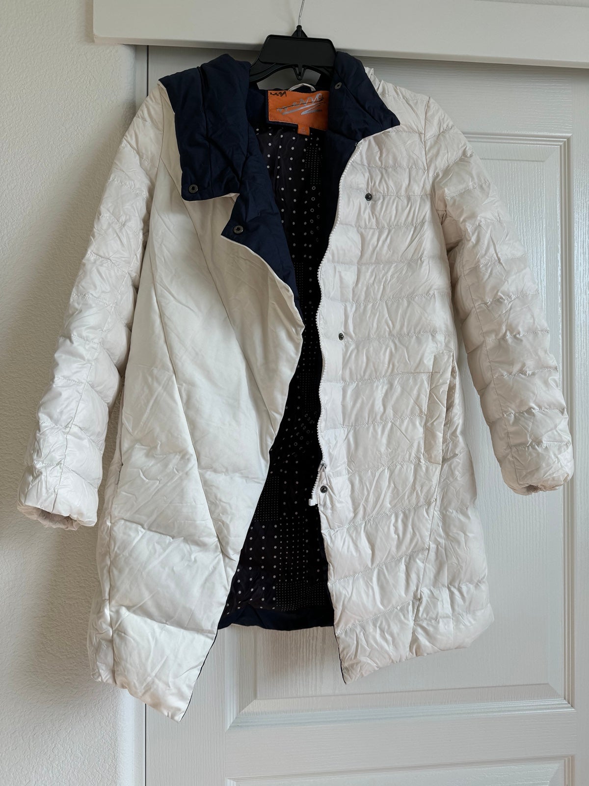 Metro white asymmetry down coat feather Women size XS
