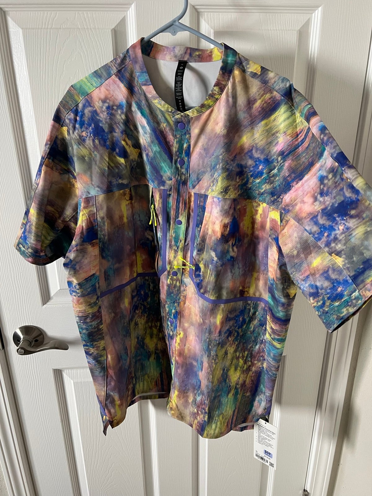 Lululemon hiking short sleeve