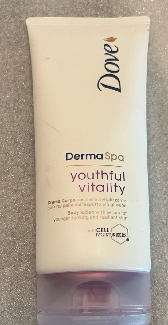Dove Dermaspa Youthful Vitality Body Lotion With Serum 6.8 fl.oz. Discontinued