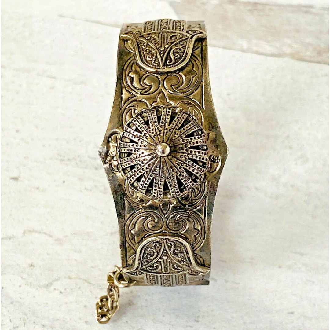 Vintage Hand Of Fatima Filigree Silver Tone Bracelet Hinged Clamper Bangle