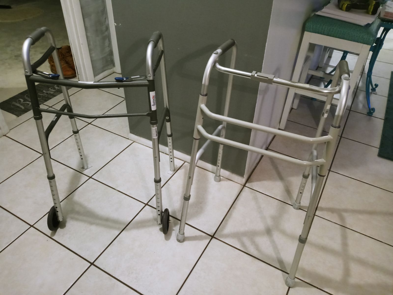 Probasics two-button Walker 5 inch wheel