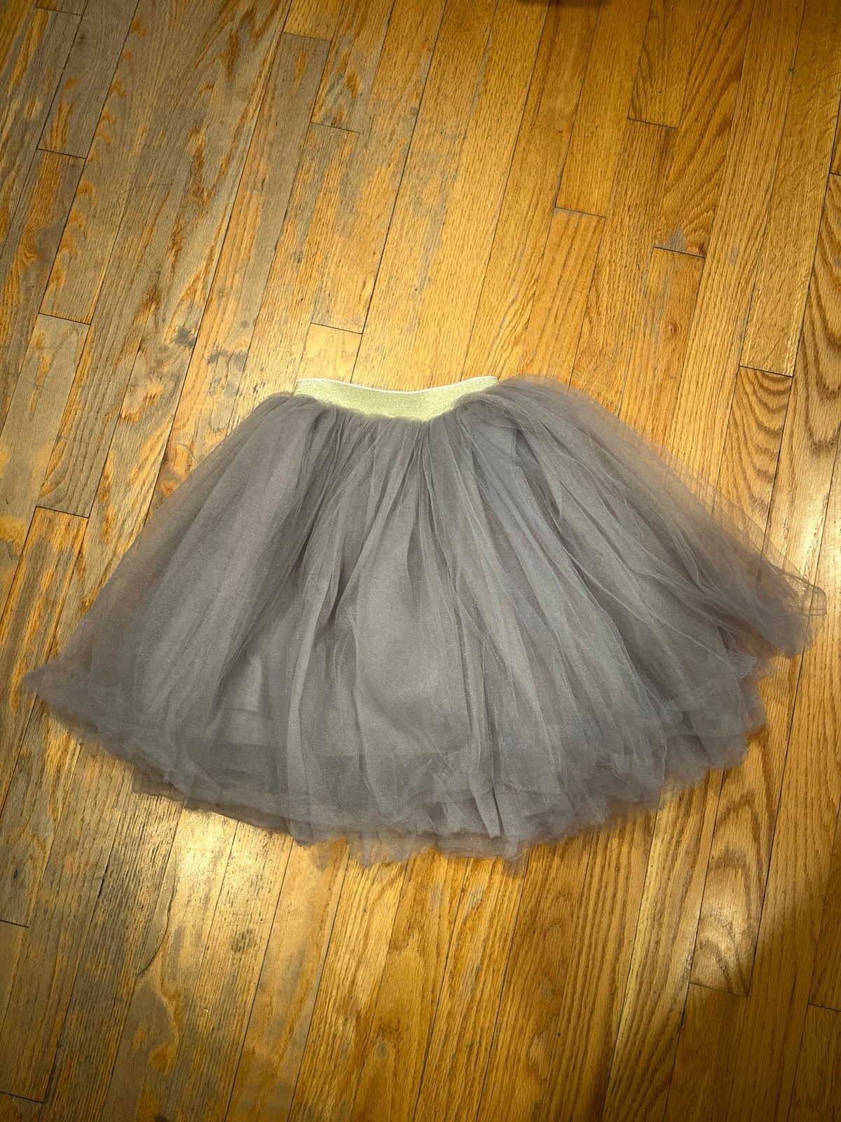 EUC Wrare Doll grey tutu skirt size 3T
