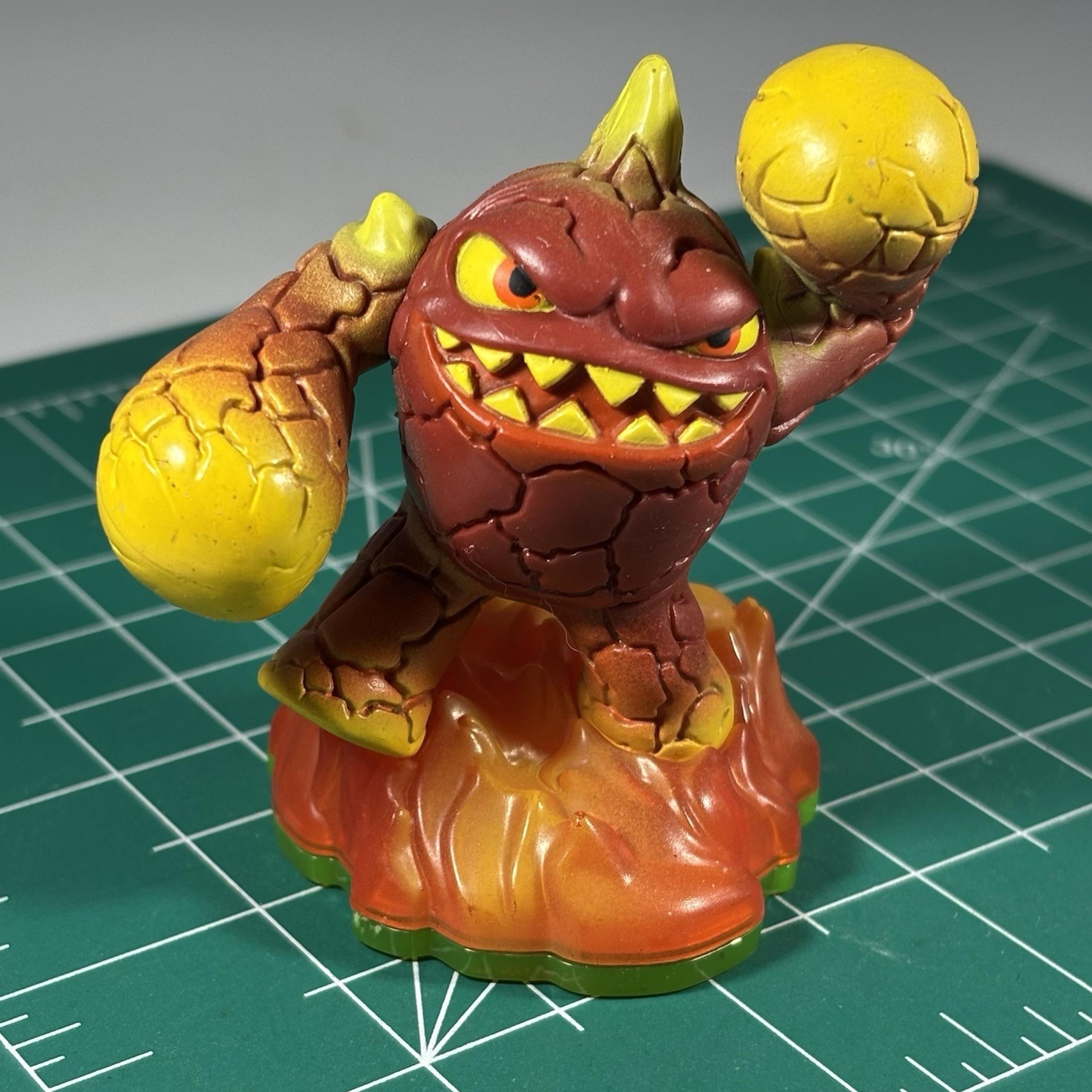 ERUPTOR ~ Skylanders Spyro's Adventure Character Figure: Series 1