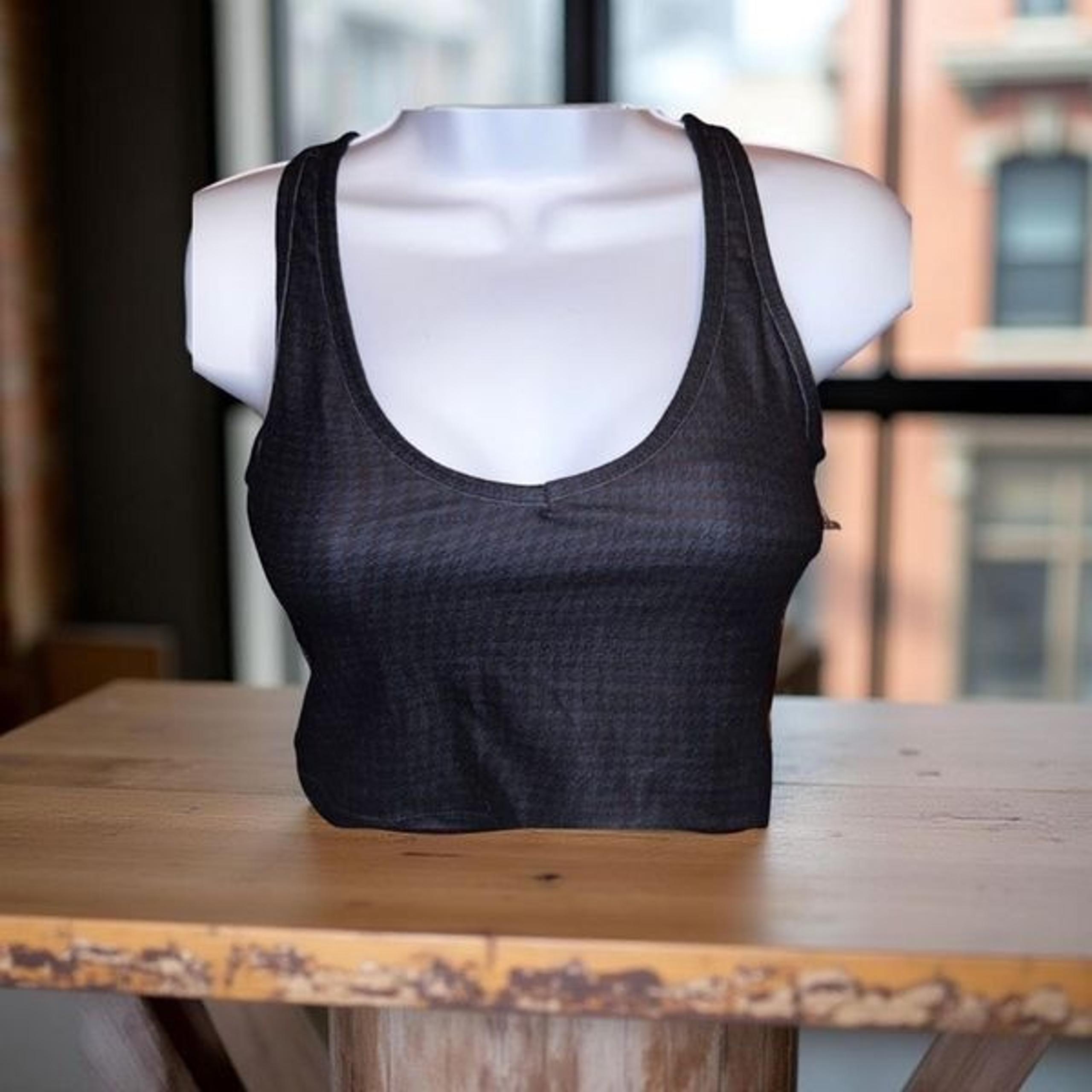 NWT SAGE Removable PadCurrent/Black Sports Bra Size Small