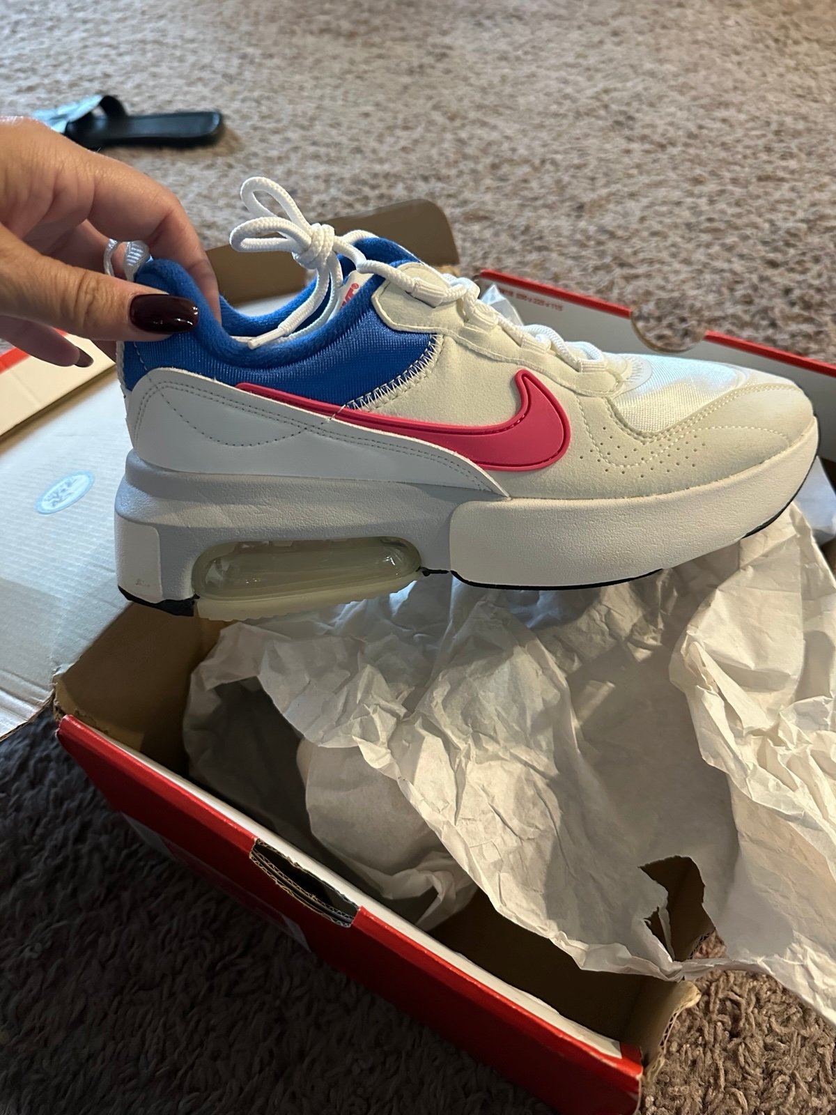 Nike Air Max Verona NIB women’s sz 8 watermelon