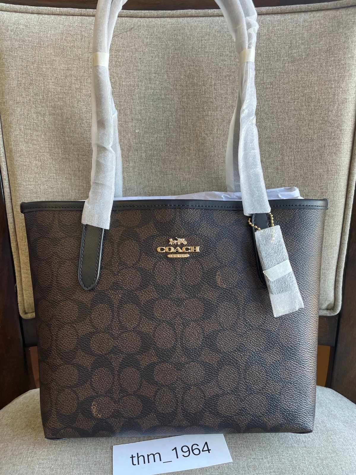 NWT！COACH SMALL CITY TOTE BAG IN SIGNATURE CANVAS（COACH CU759）GOLD/WALNUT/BLACK