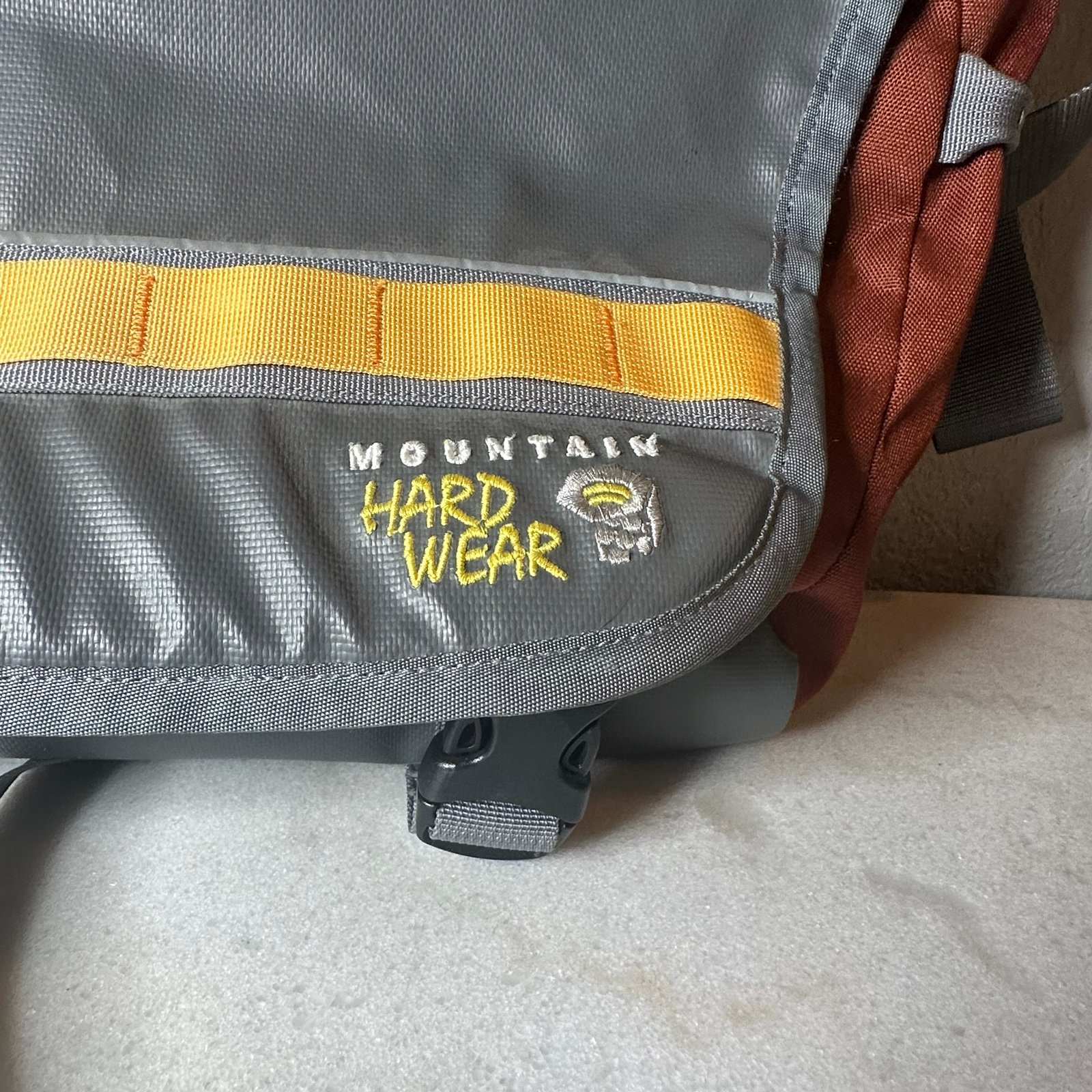 Mountain Hardwear Messenger Bag Mountain Hardwear Messenger