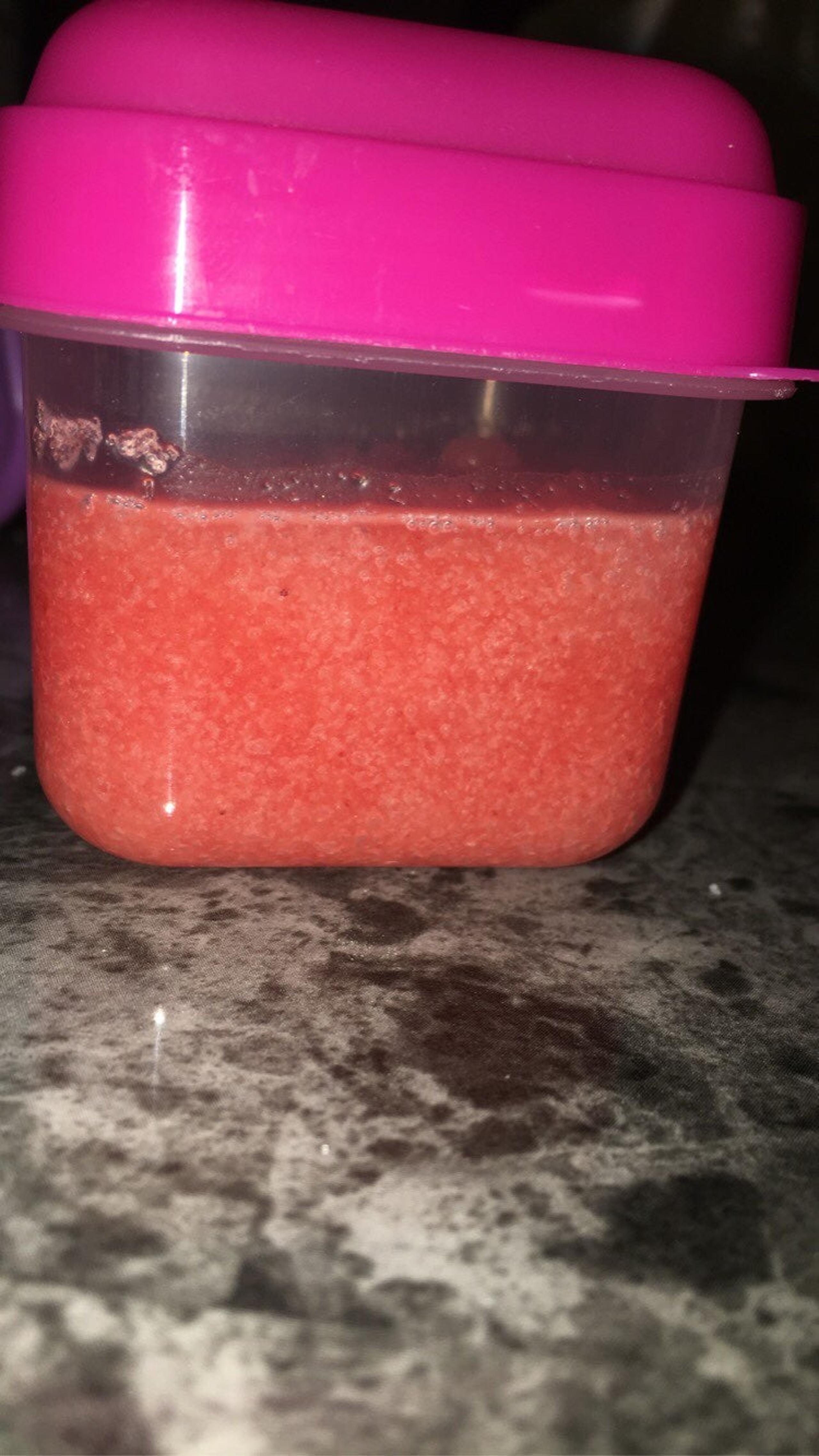 lip scrub