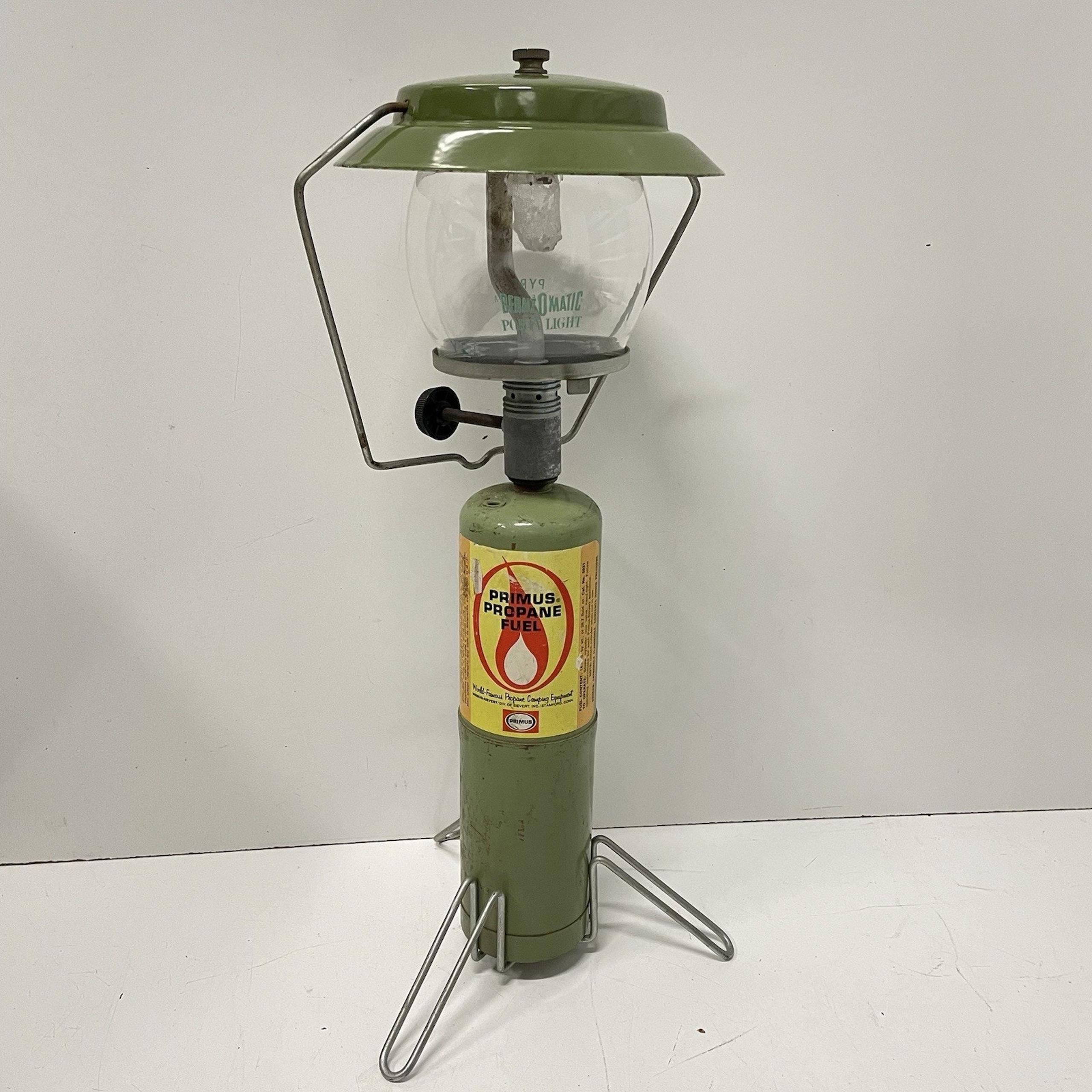 Vintage Bernz O Matic Porta Light Lantern Globe Pyrex Green USA W/ Primal Tank