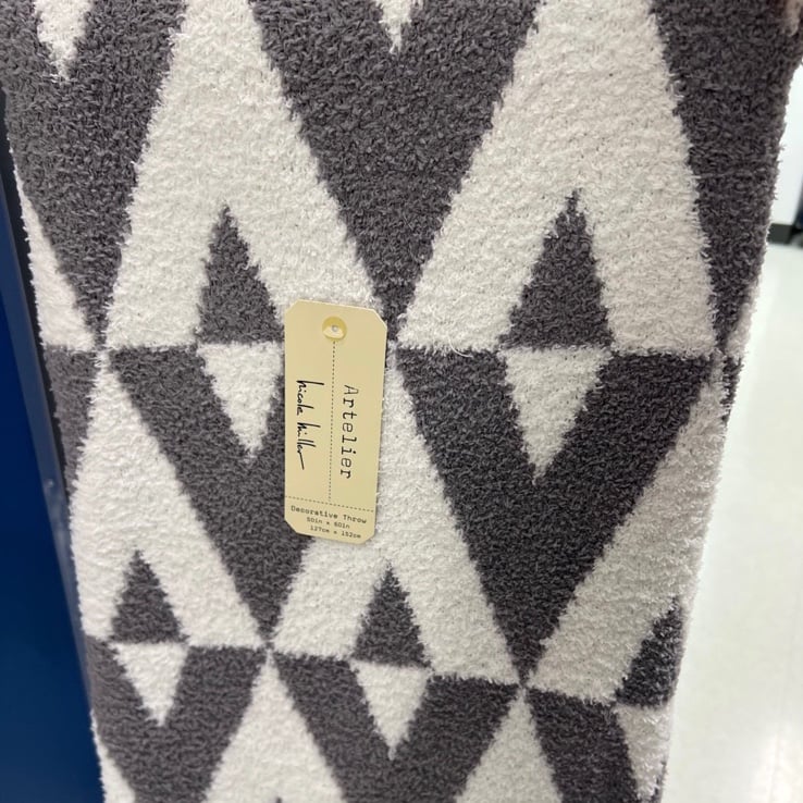 Nicole Miller Artelier throw