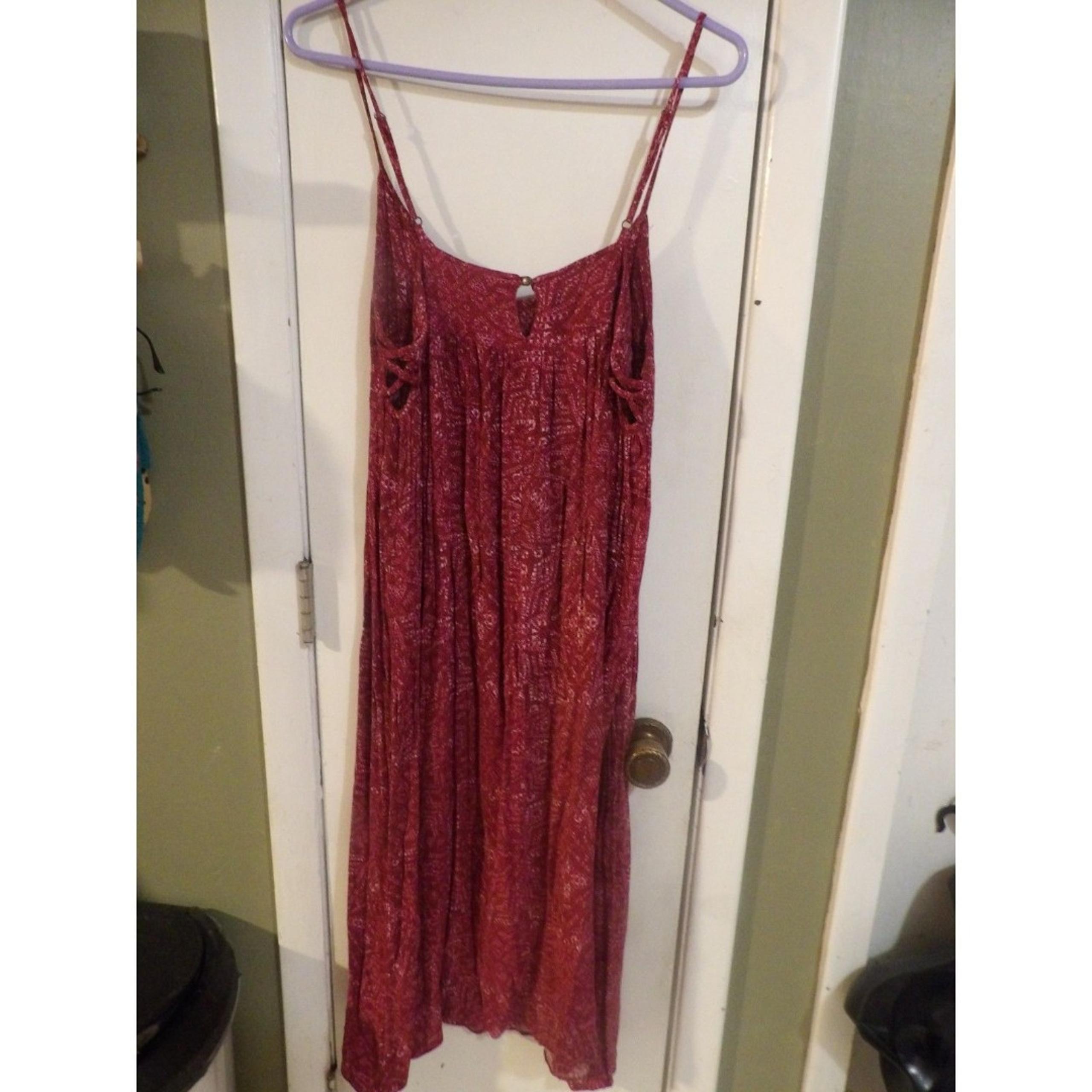 ecote dress with spaghetti straps Lg
