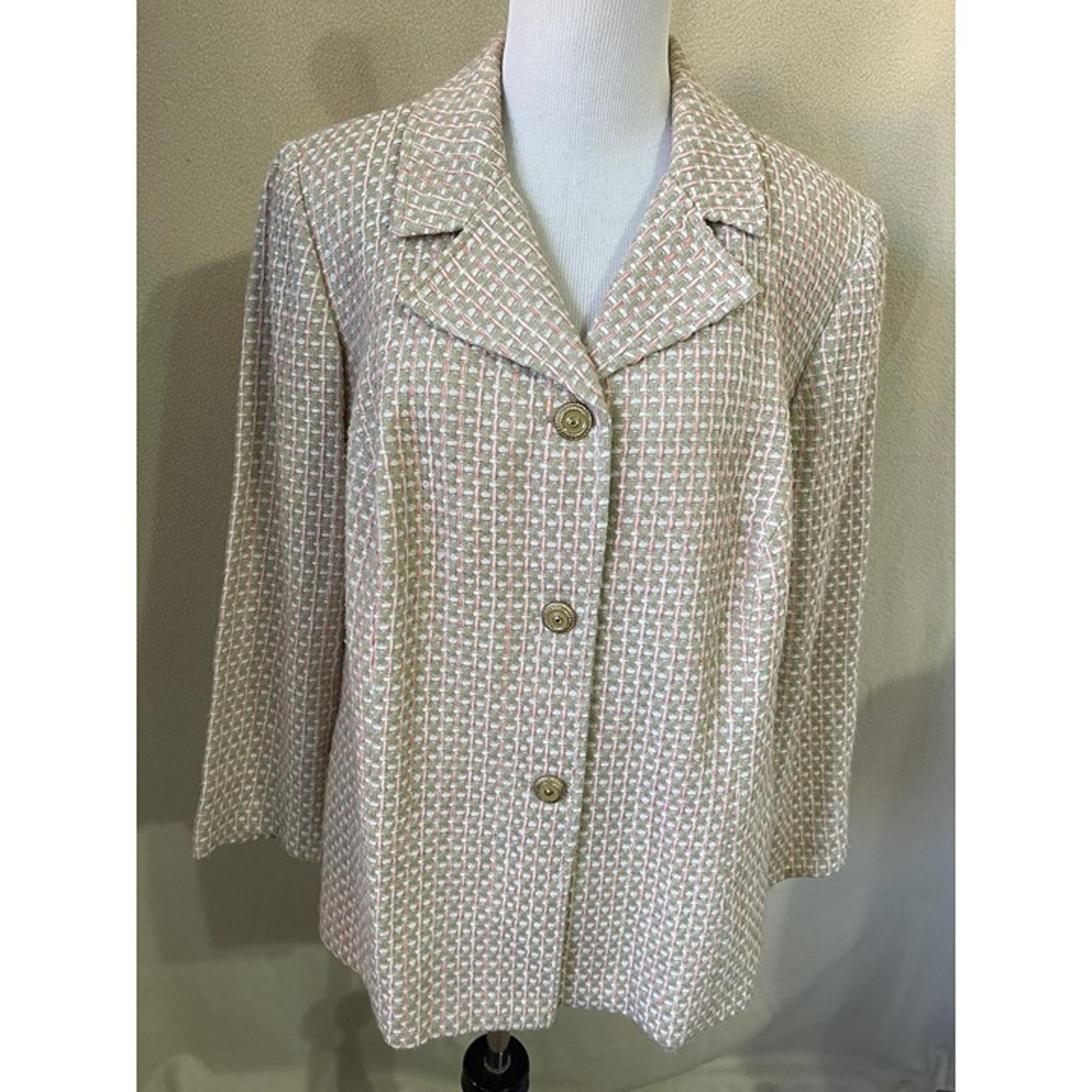 Courtenay Vintage Tan Thread Weaved Long Sleeve 3-Button Front Blazer Jacket