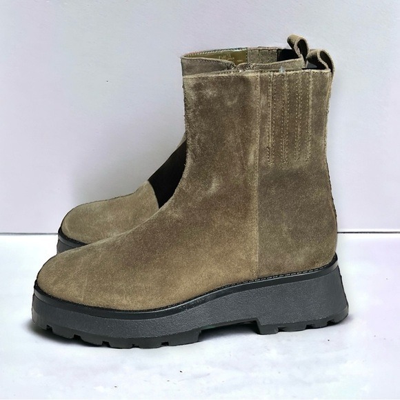 NEW Vince Camuto Army Green Suede Chelsea Boot with Platform Sole Size 7.5