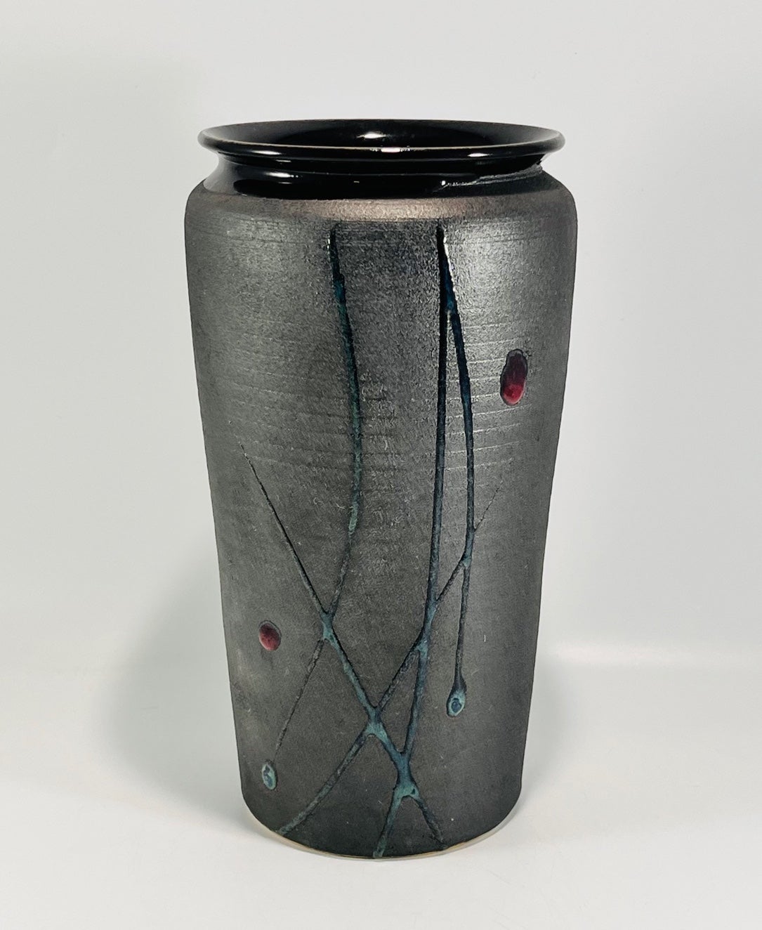 Art Studio Pottery Black Gray Matte Drip Glaze Pattern Vase 8”