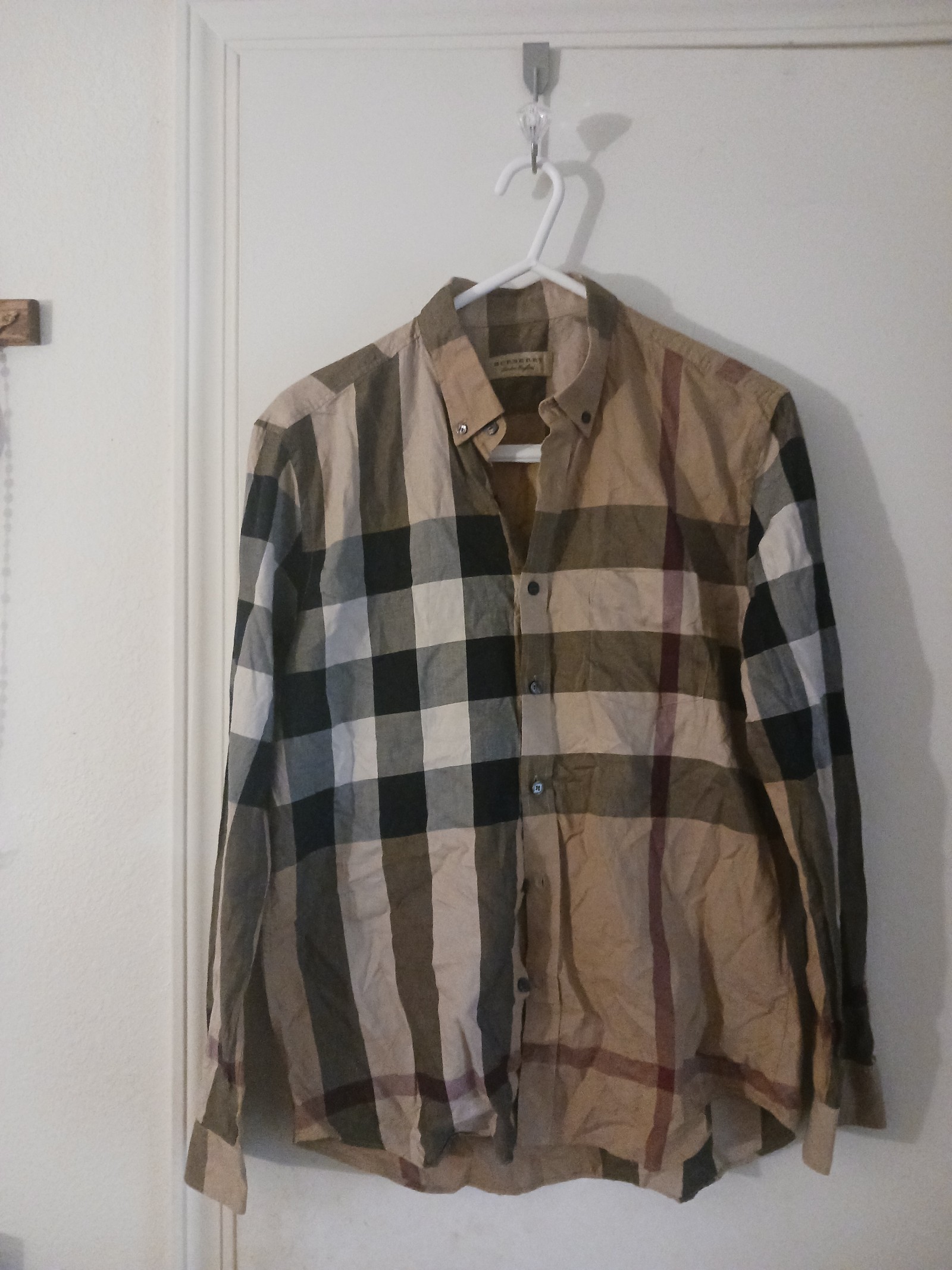 Burberry medium