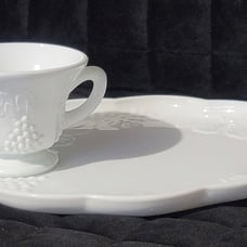 Vintage Indiana Colony Milk Glass Harvest Grape Luncheon Cup Plate 11pc Set