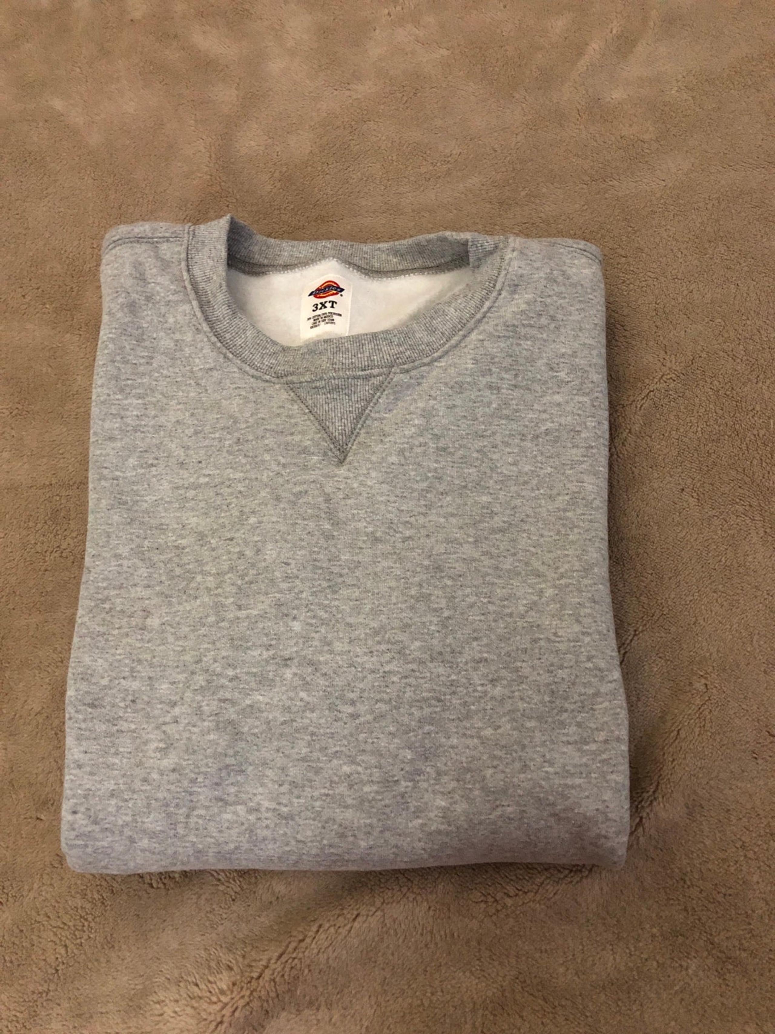 Dickies Men’s Mid-Weight Crewneck Sweatshirt - NWOT