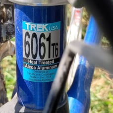 TREK 1100 ALUMINUM Touring Road Bike