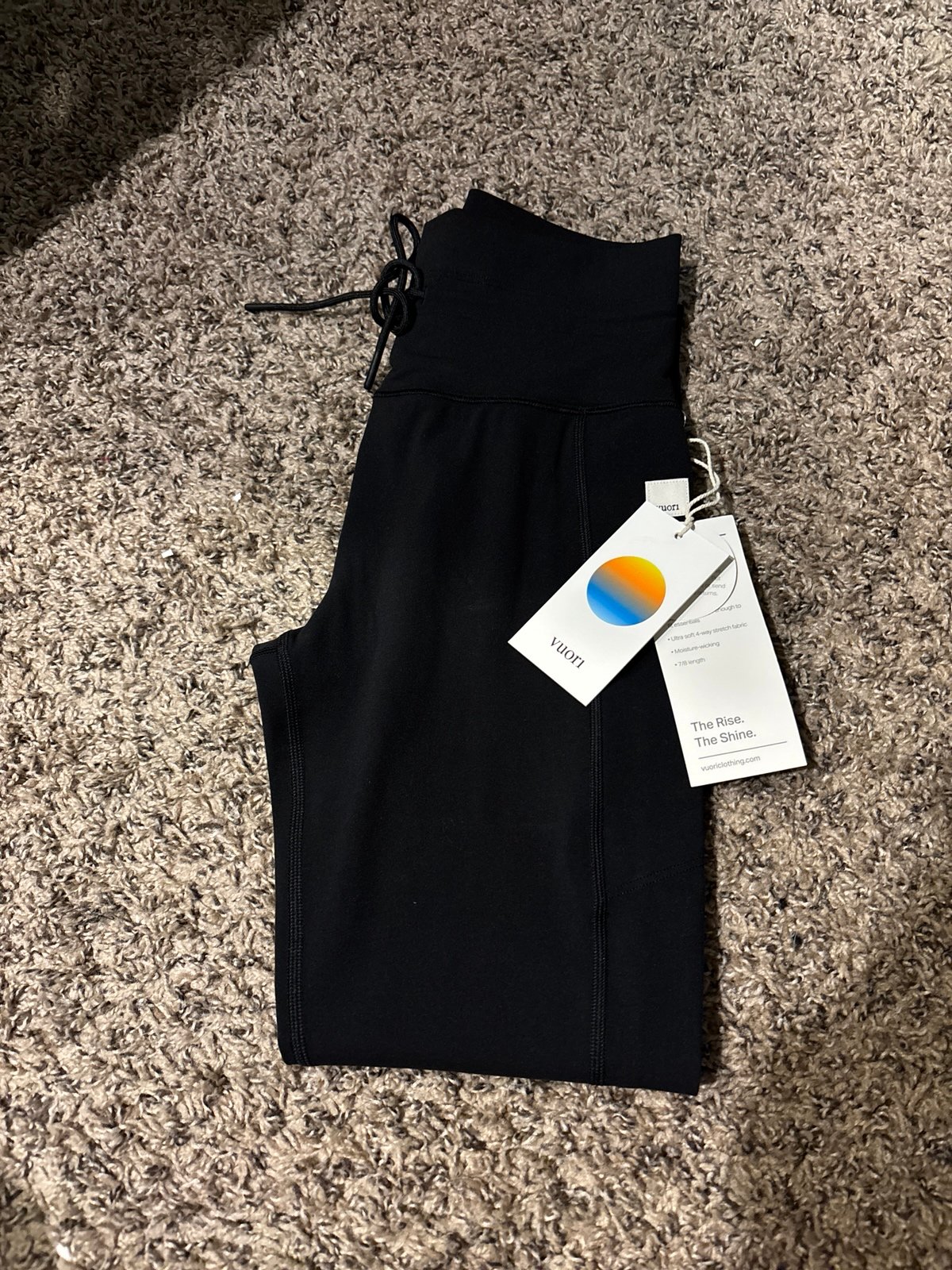 NWT VUORI Leggings