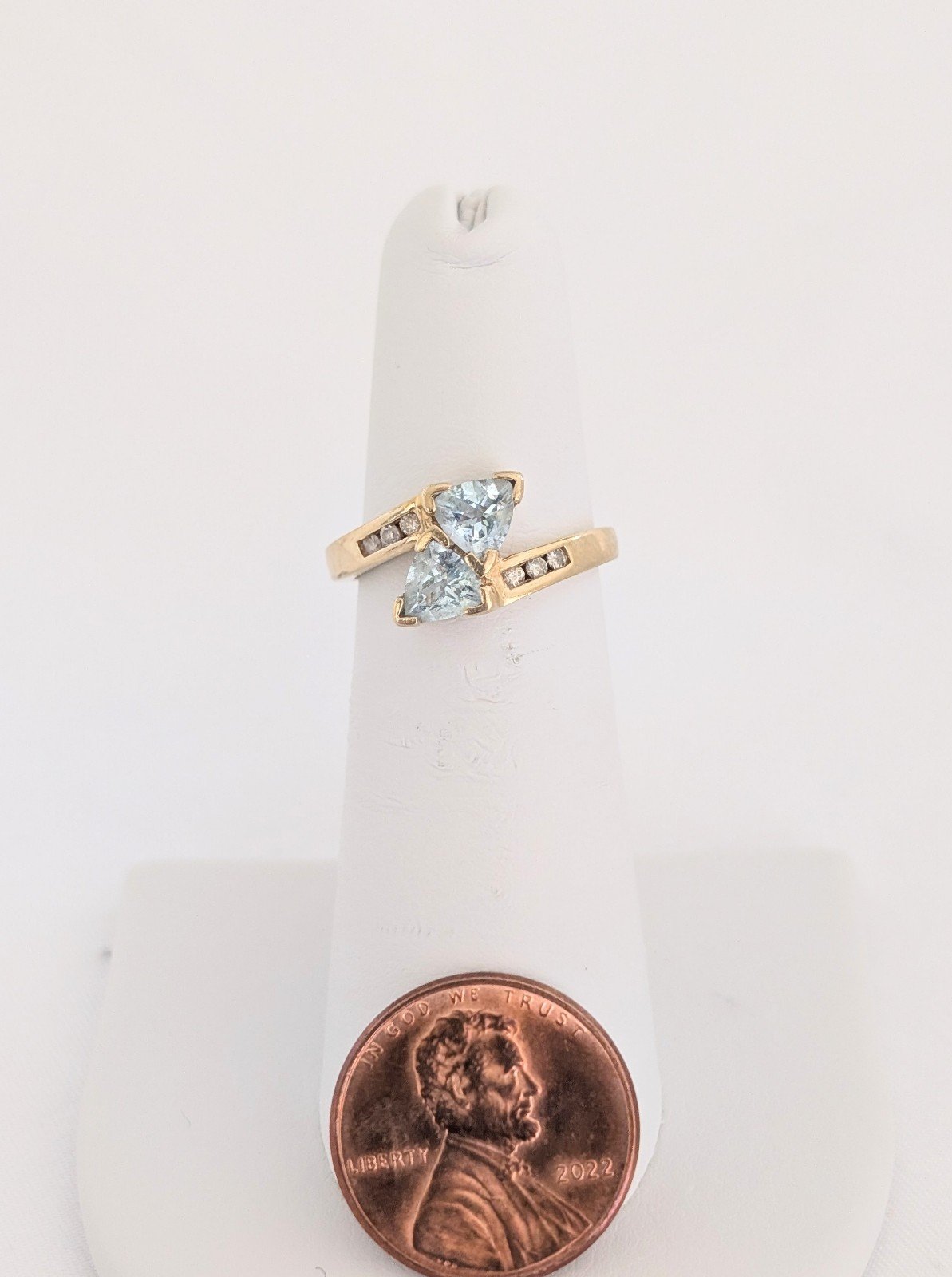 1.25 carat topaz & diamond ring 10k gold retail price 800 my price only 225!