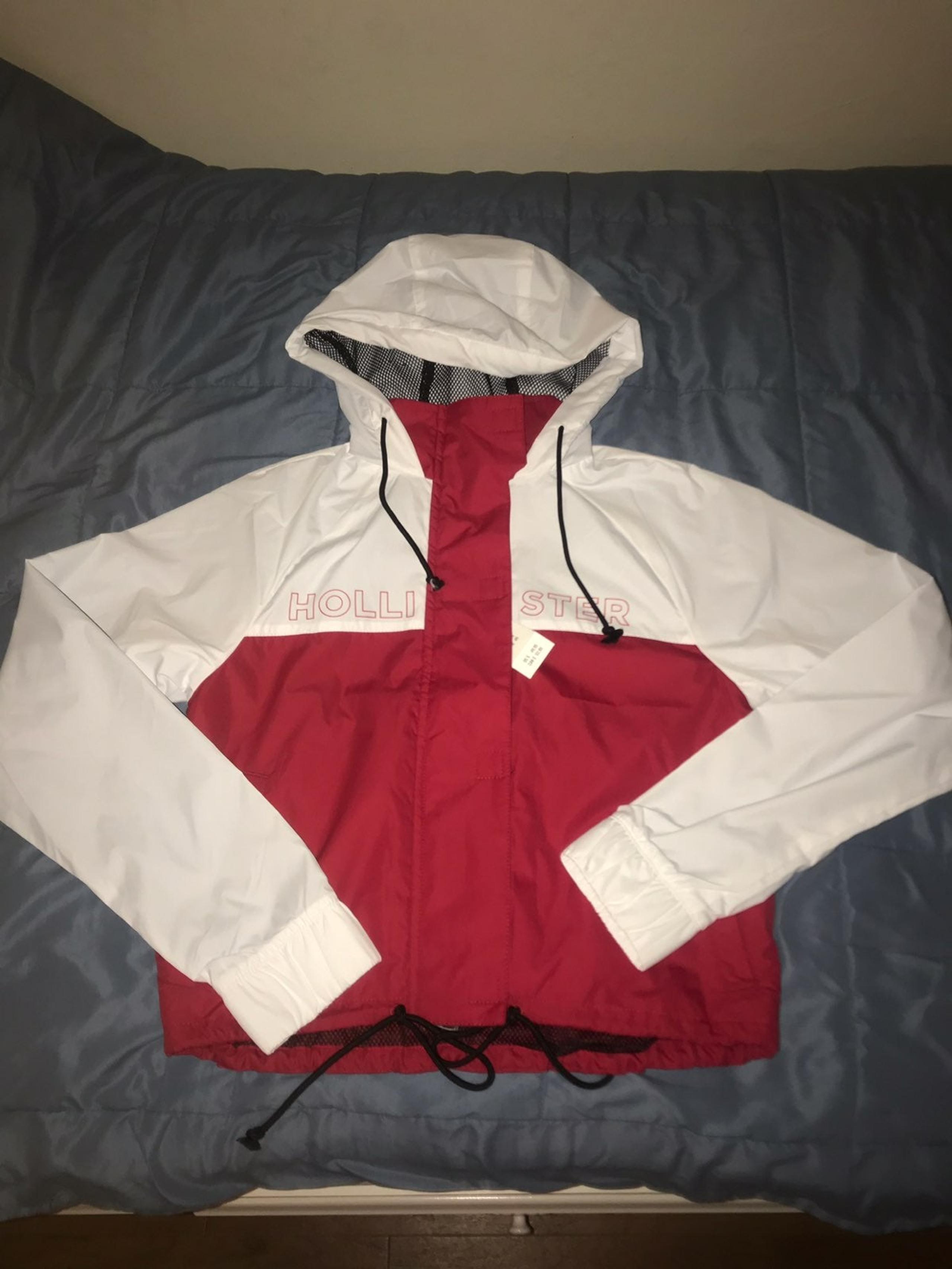 hollister windbreaker
