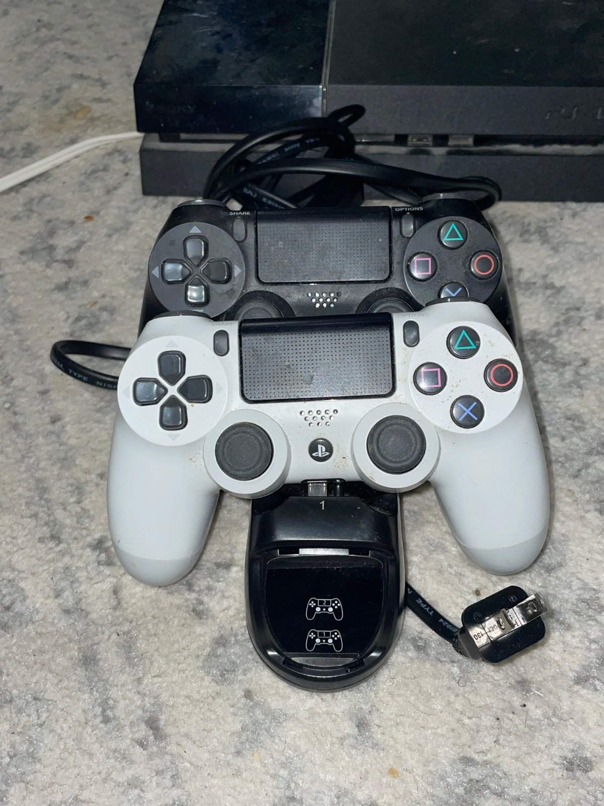 Sony Ps4 500Gb Standalone Jet Black With One Dual Shock