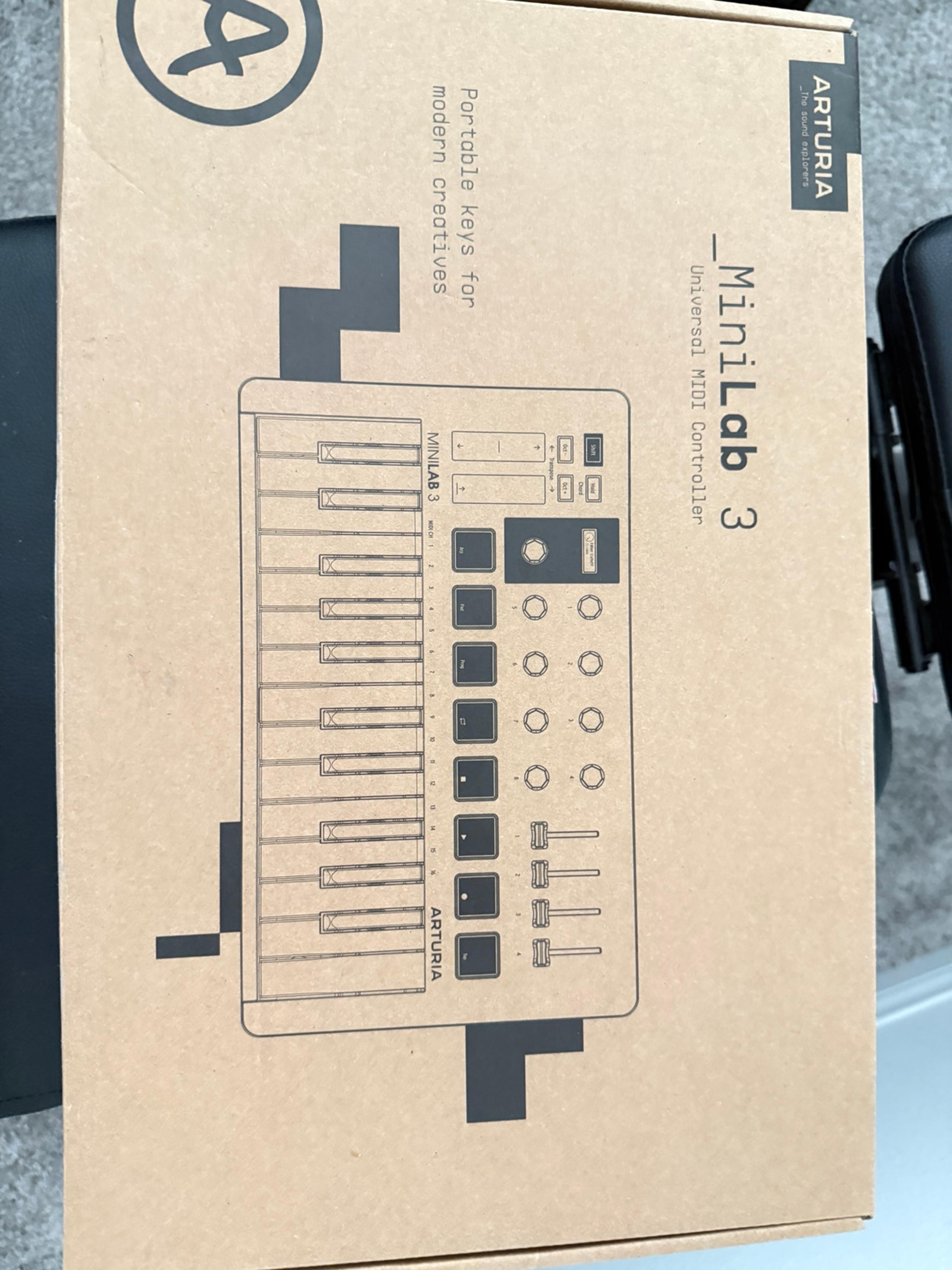 Arturia MiniLab 3 - Universal MIDI Controller for Music Production, with All-in-