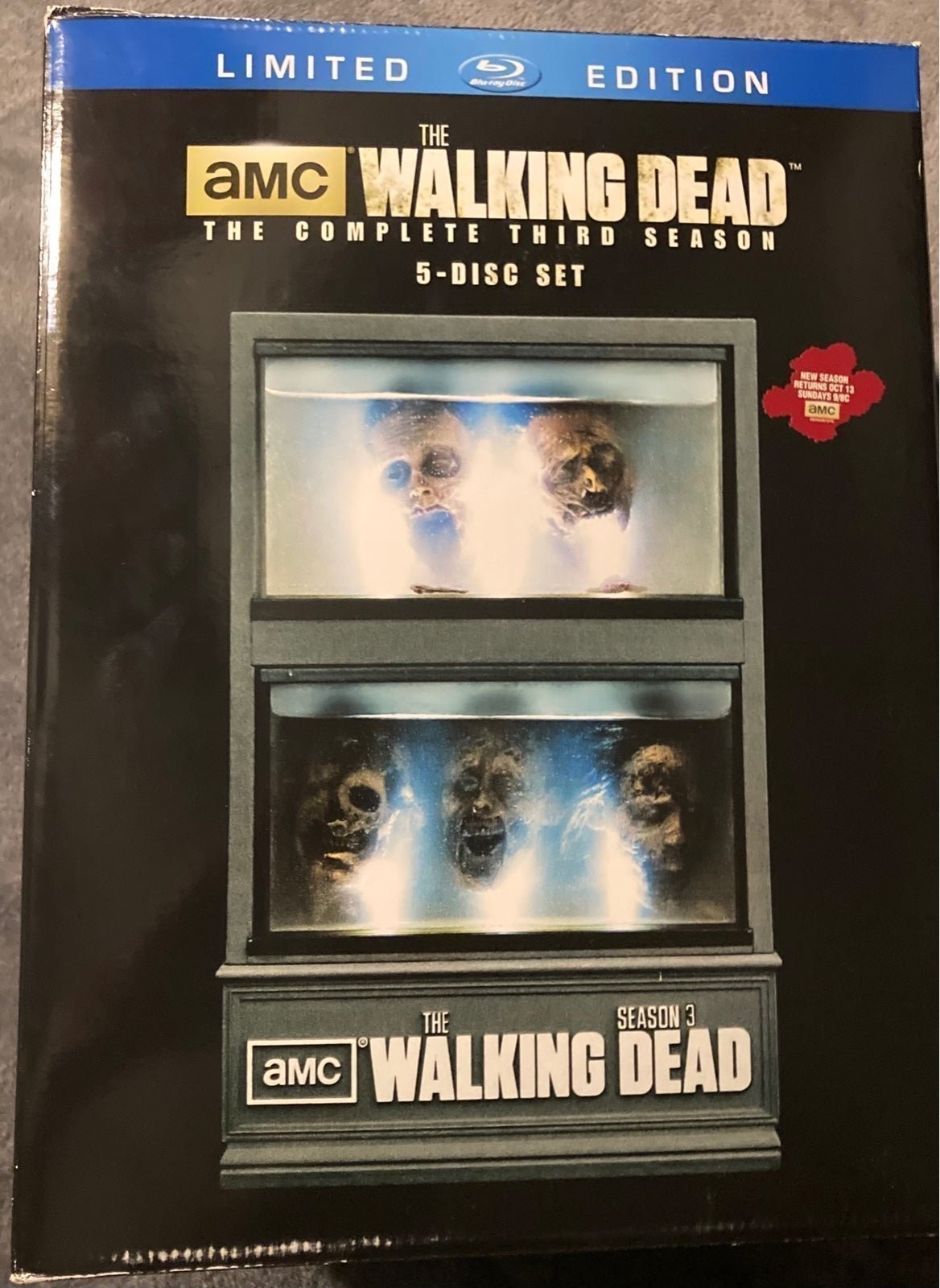 The Walking Dead Season 3 Blu-Ray Limited Edition Box Set