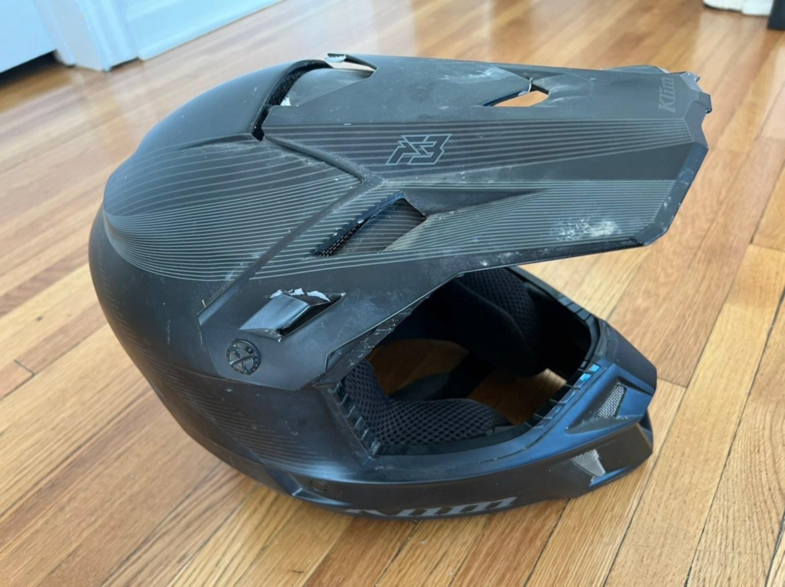 Klim F3 helmet