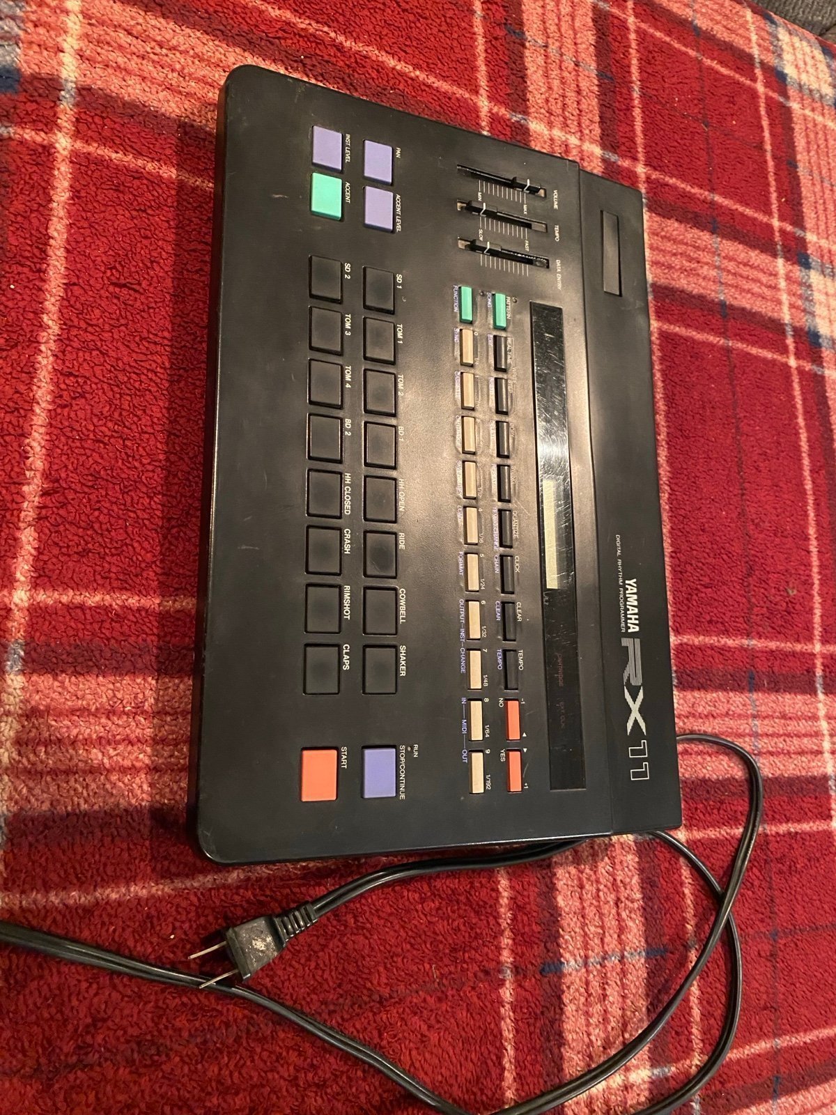 Yamaha RX11 Digital Rhythm Programmer 1984 - Black