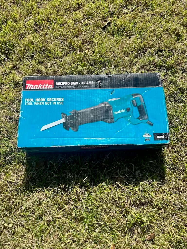 Makita 12 Amp Reciprocating Saw