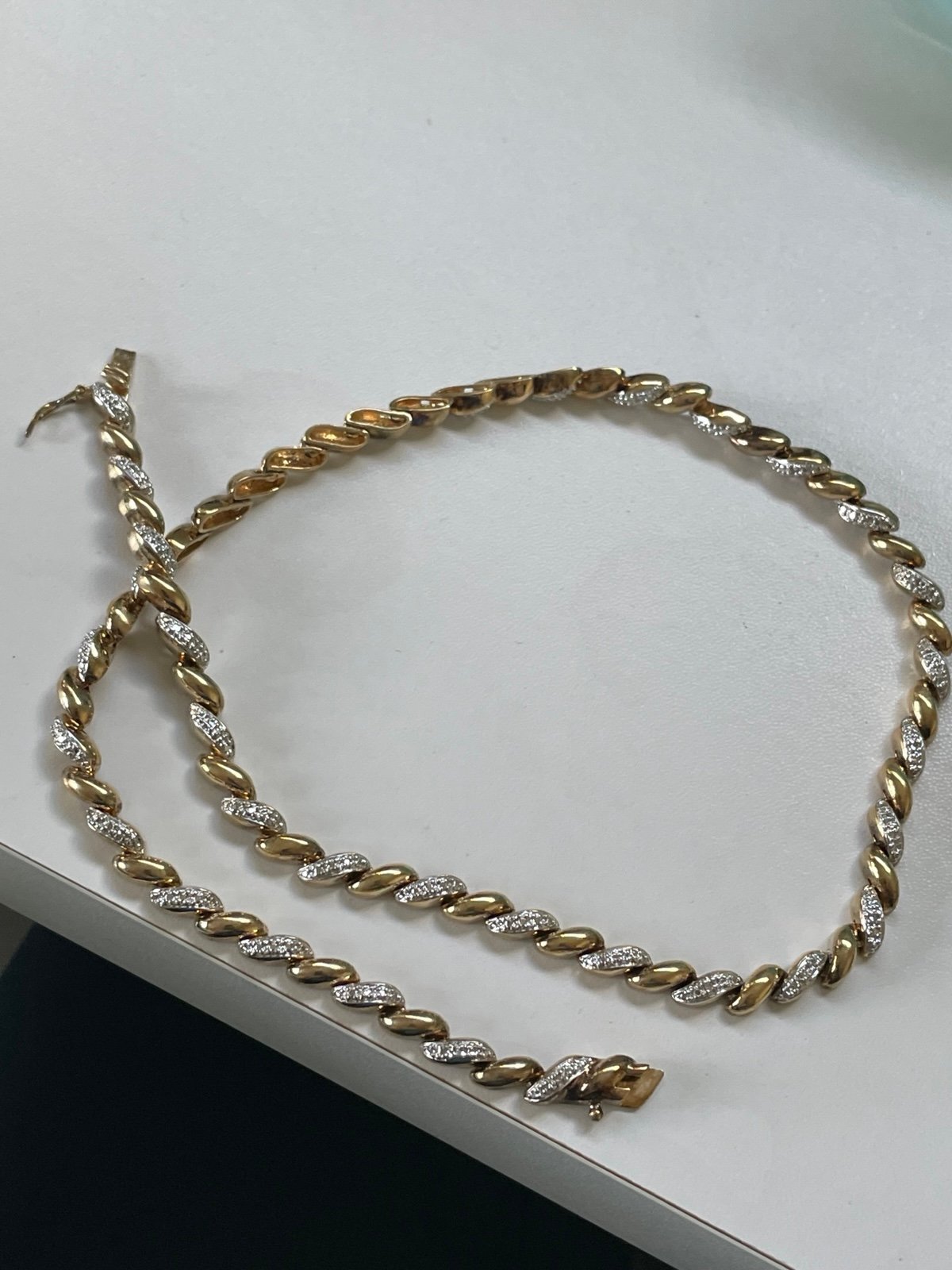 Beautiful Gold Necklace