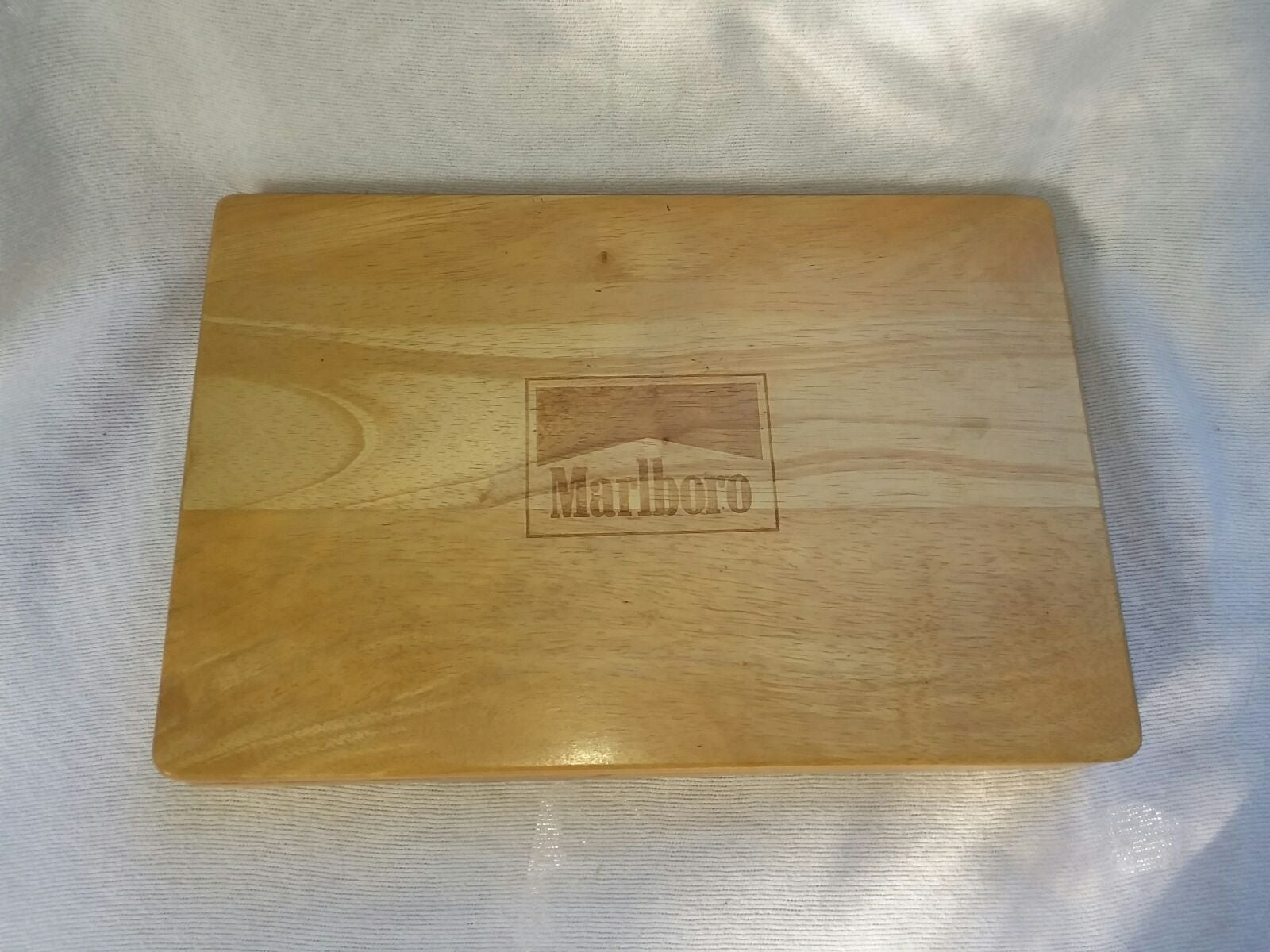 Vintage Marlboro poker set
