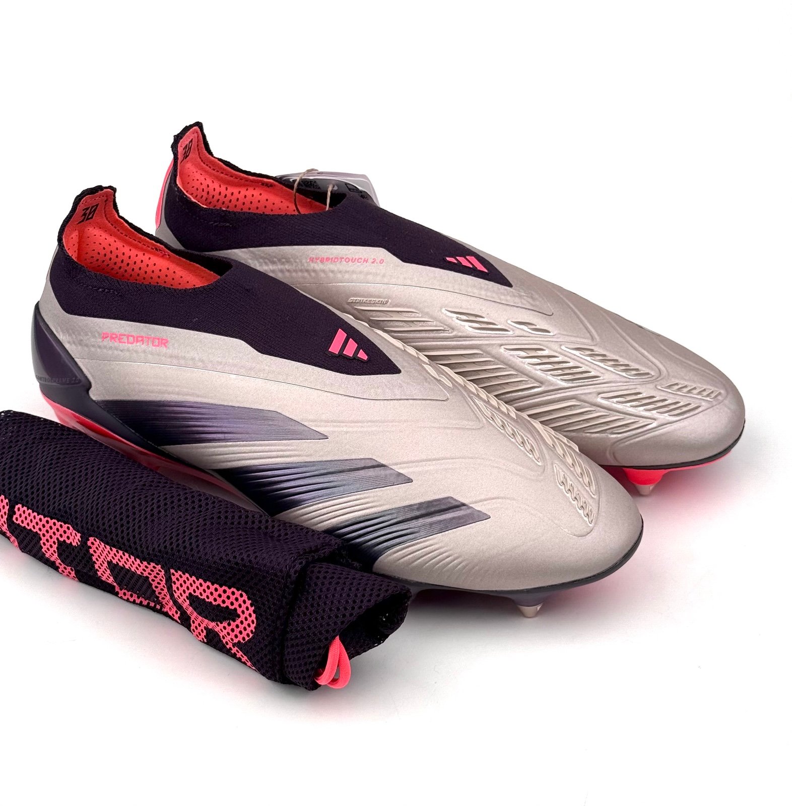 Size 9 - Adidas Predator Elite Laceless SG Platinum Soccer Cleats IF6319