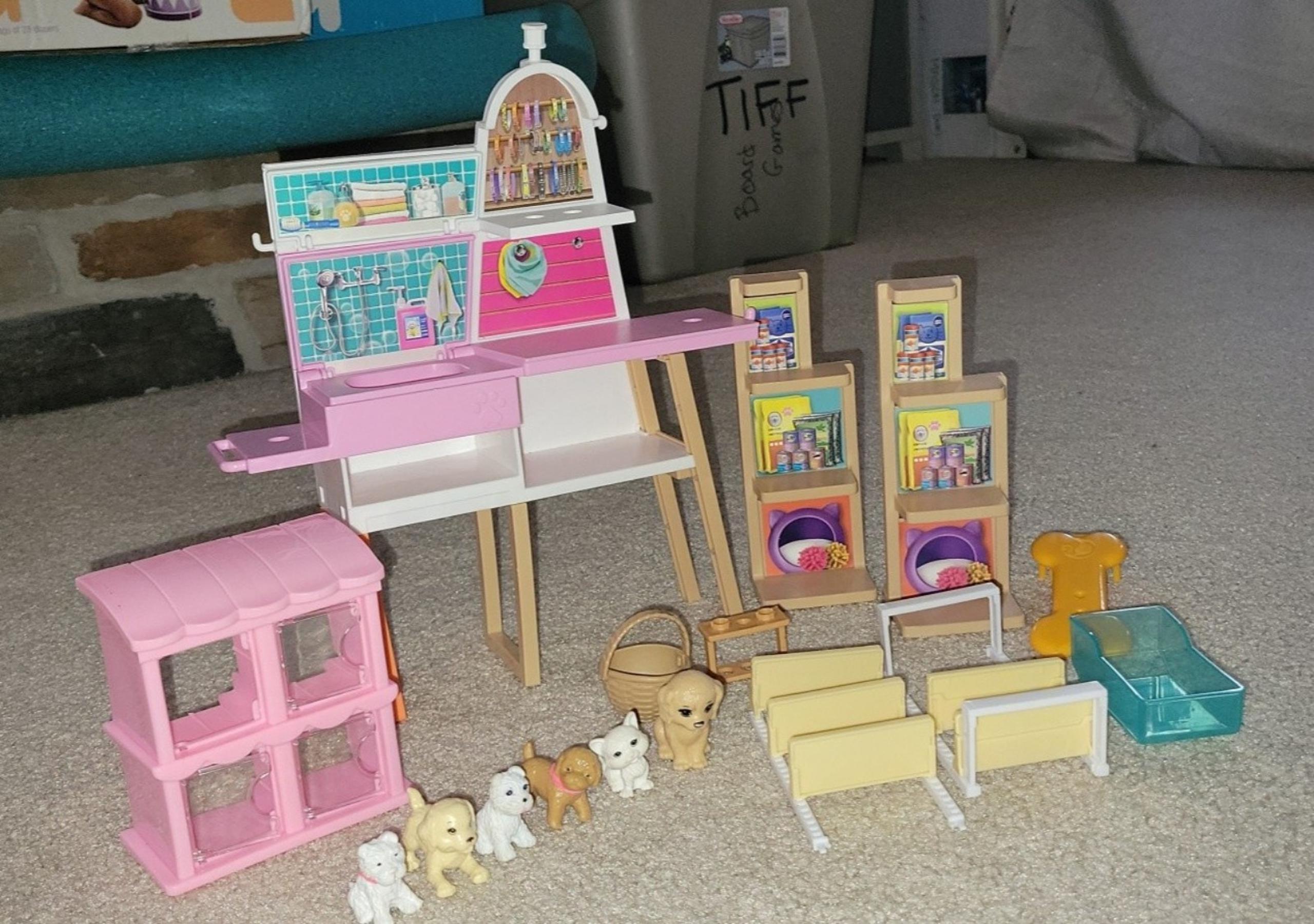 Barbie Pet 16 piece lot - 5 dogs, 1 cat, 2020 boutique pet spa, 2 pet shop displ