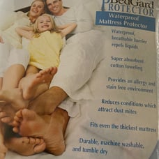 KING SIZE WATERPROOF Mattress Protector