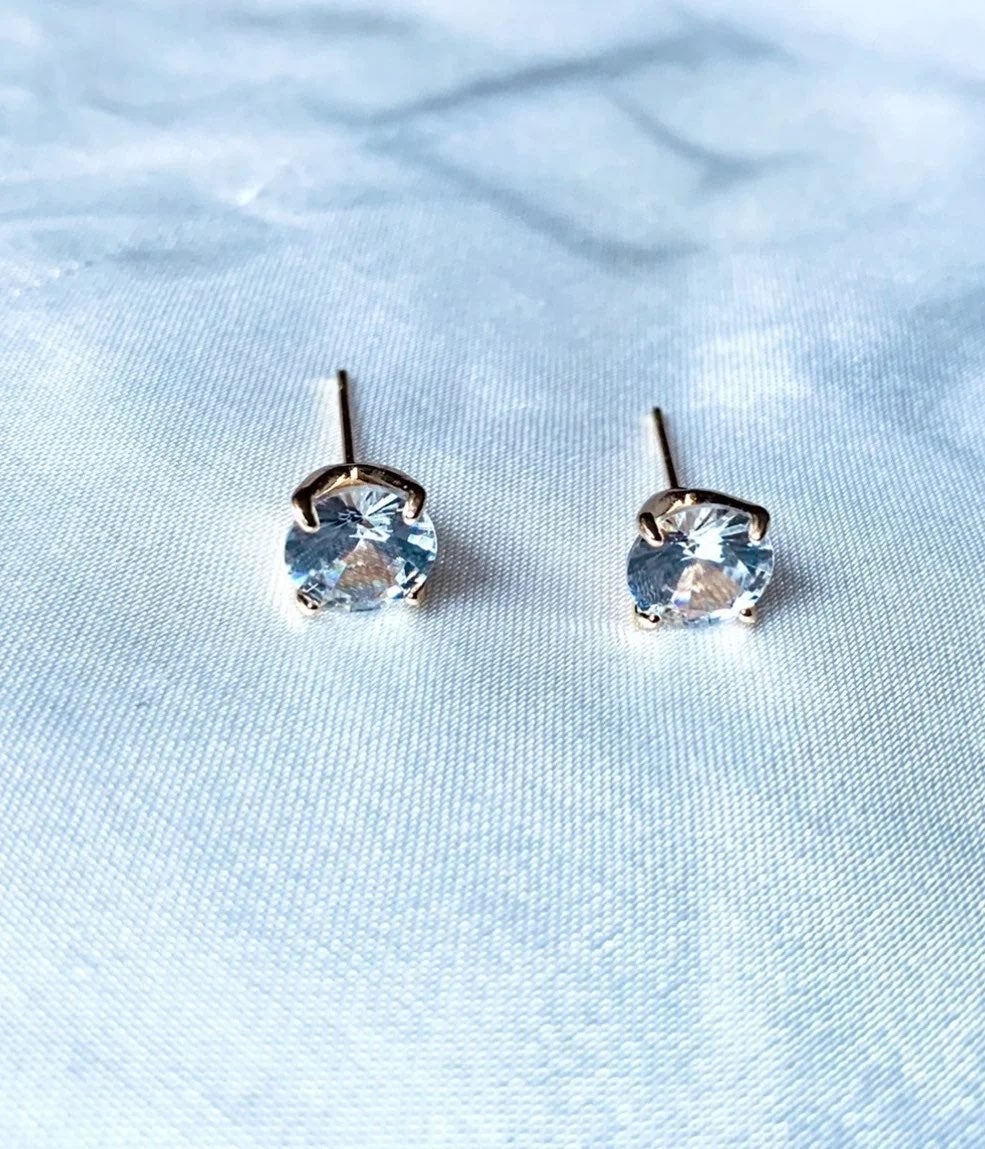 14k Solid Gold 2CT Diamond Earrings