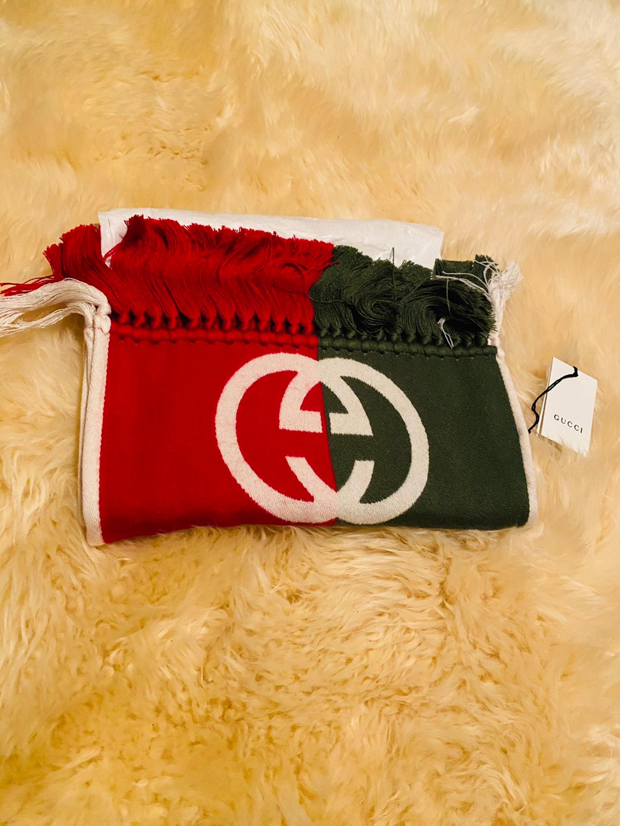 ✅Brand New Gucci Reversible Scarf W/ Tag