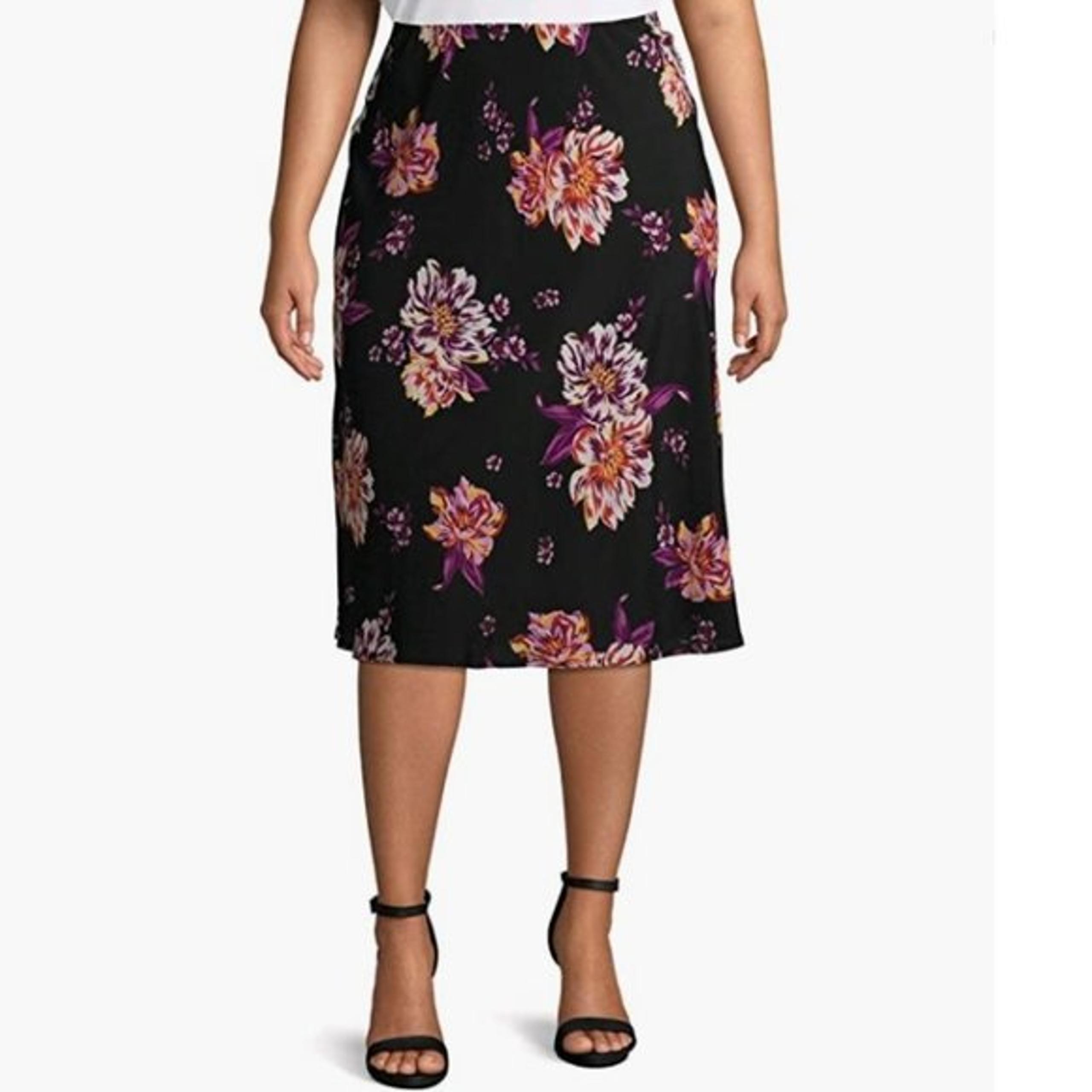 Womens Terra & Sky Slip Skirt Size  4X (28W-30W) Floral Elastic Waist NWT