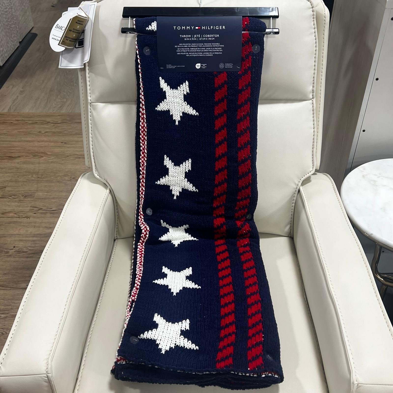 Tommy bahama usa flag throw !