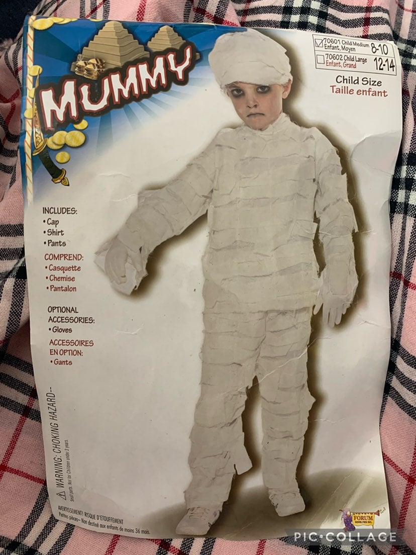 Costume