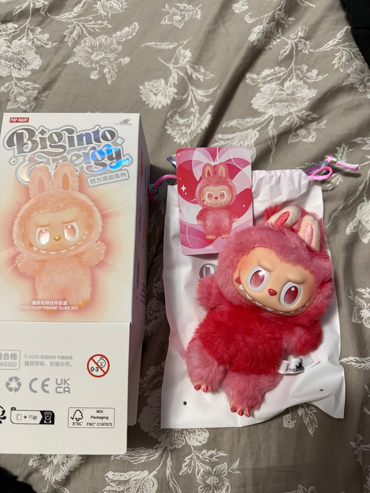 Popmart Big Into Energy Labubu - Love