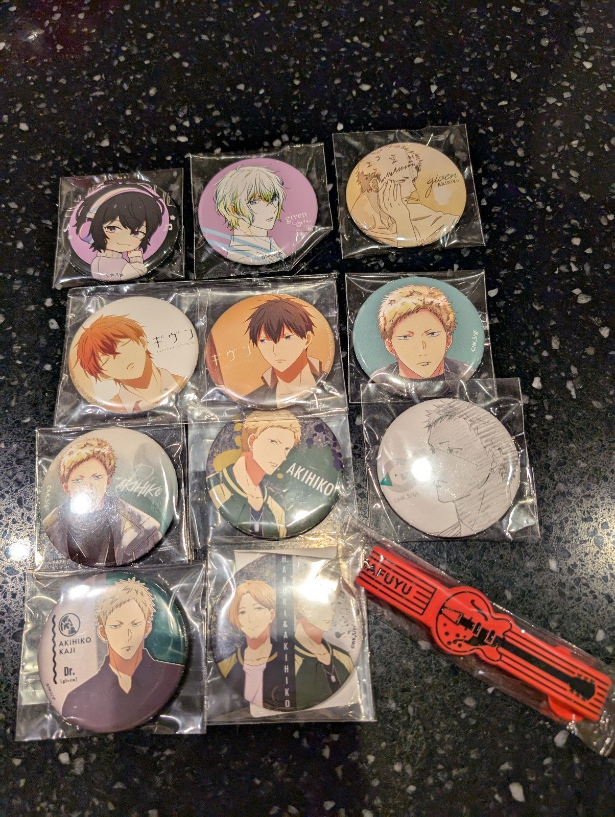 Given can badges lot