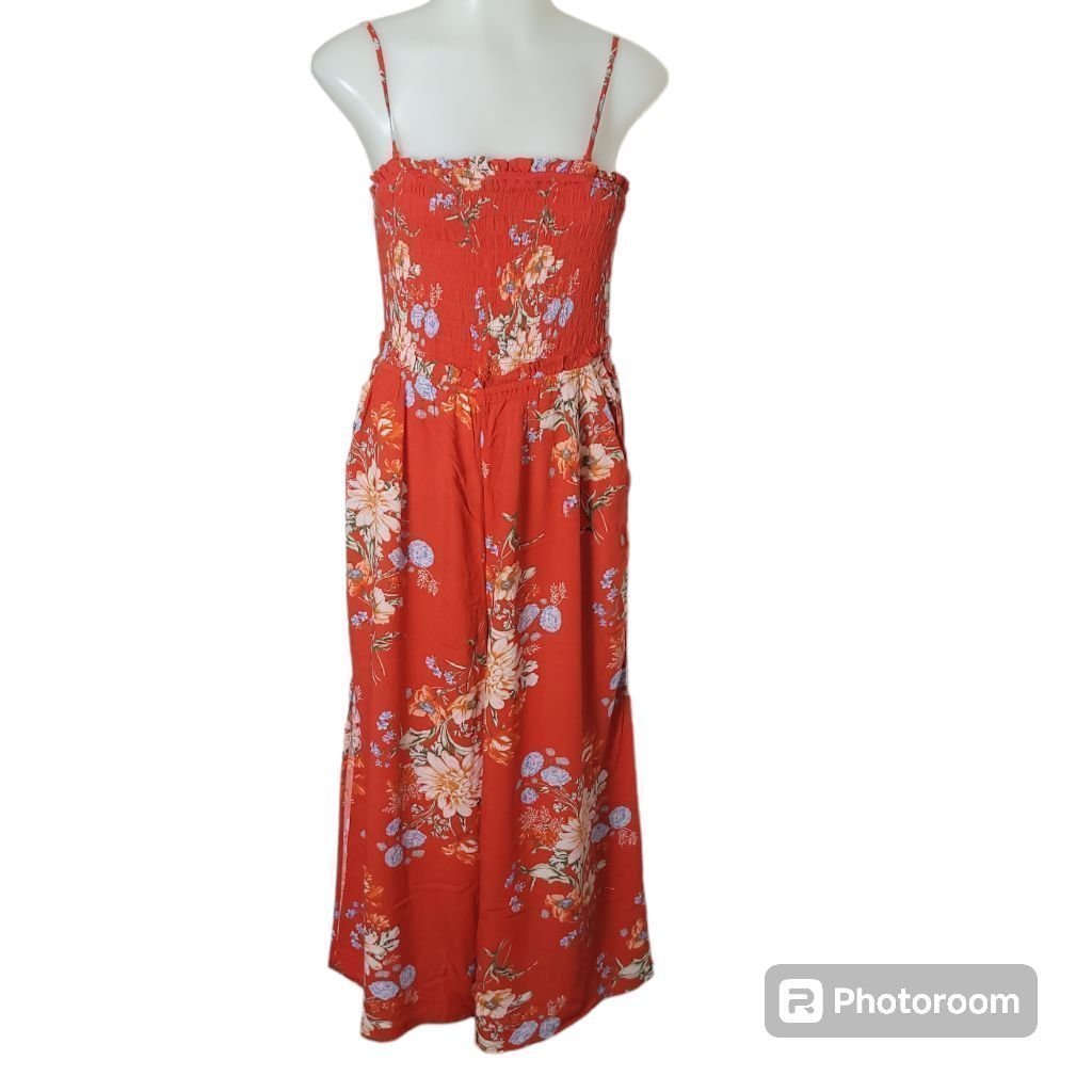Women's American Eagle Floral Jumpsuit Size M Red