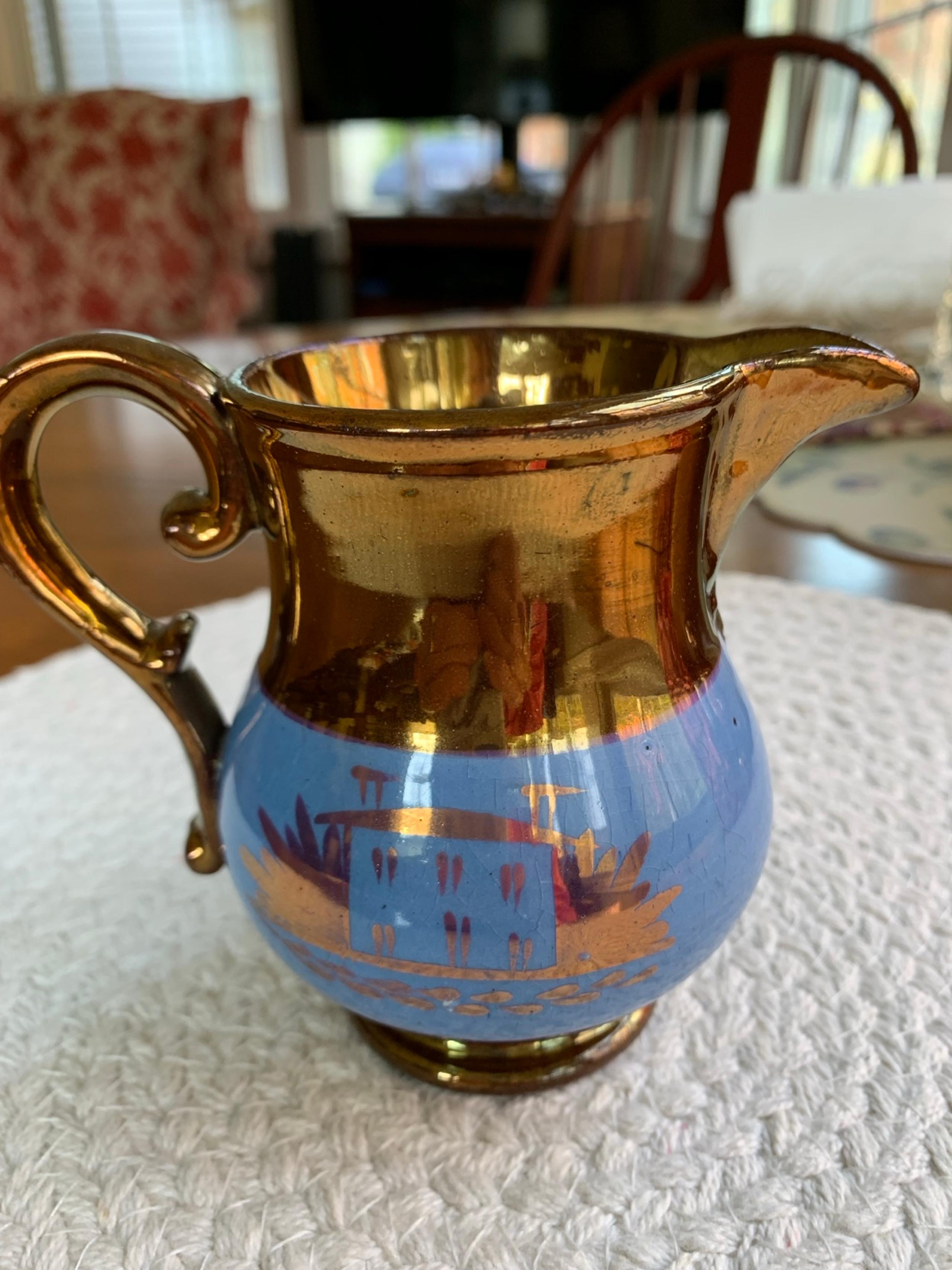 Copper luster 4“ pitcher