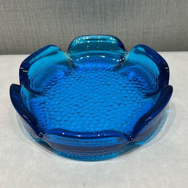 Vtg Blenko Blue Lotus Pebble Art Glass Ashtray 1960 Flower MCM Bowl Trinket Dish