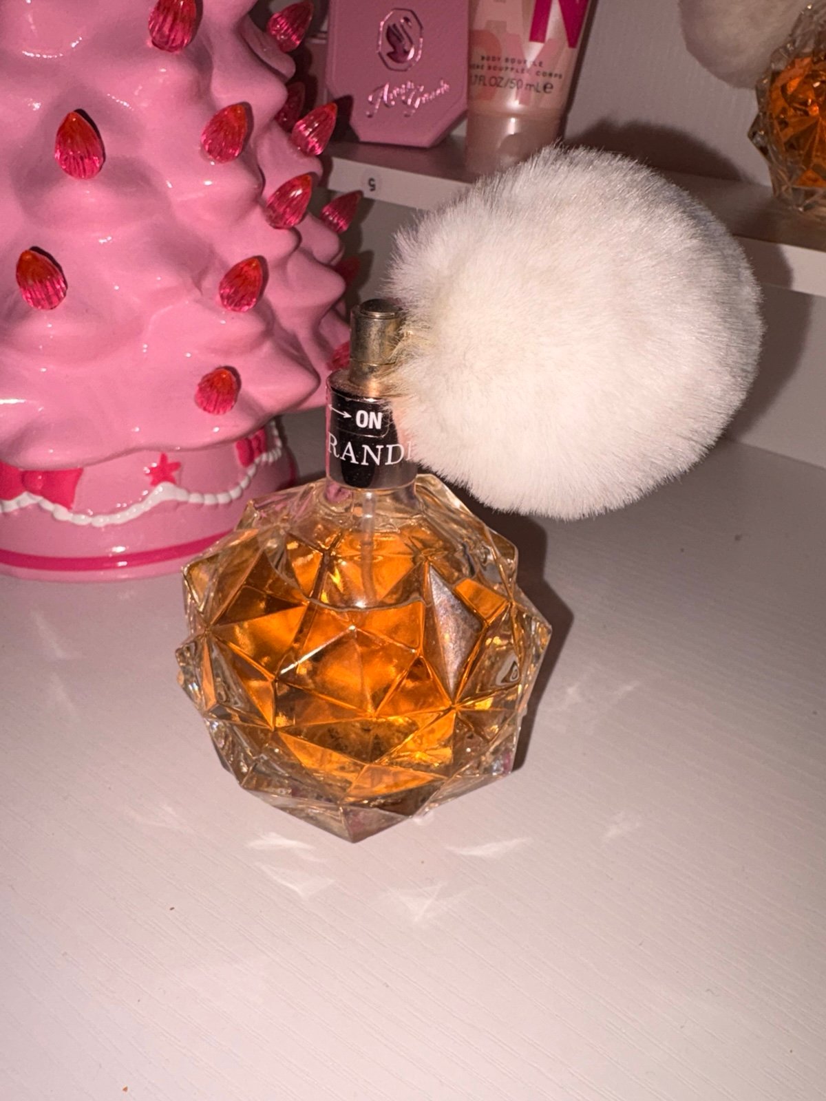 Ari by Ariana Grande Atomizer