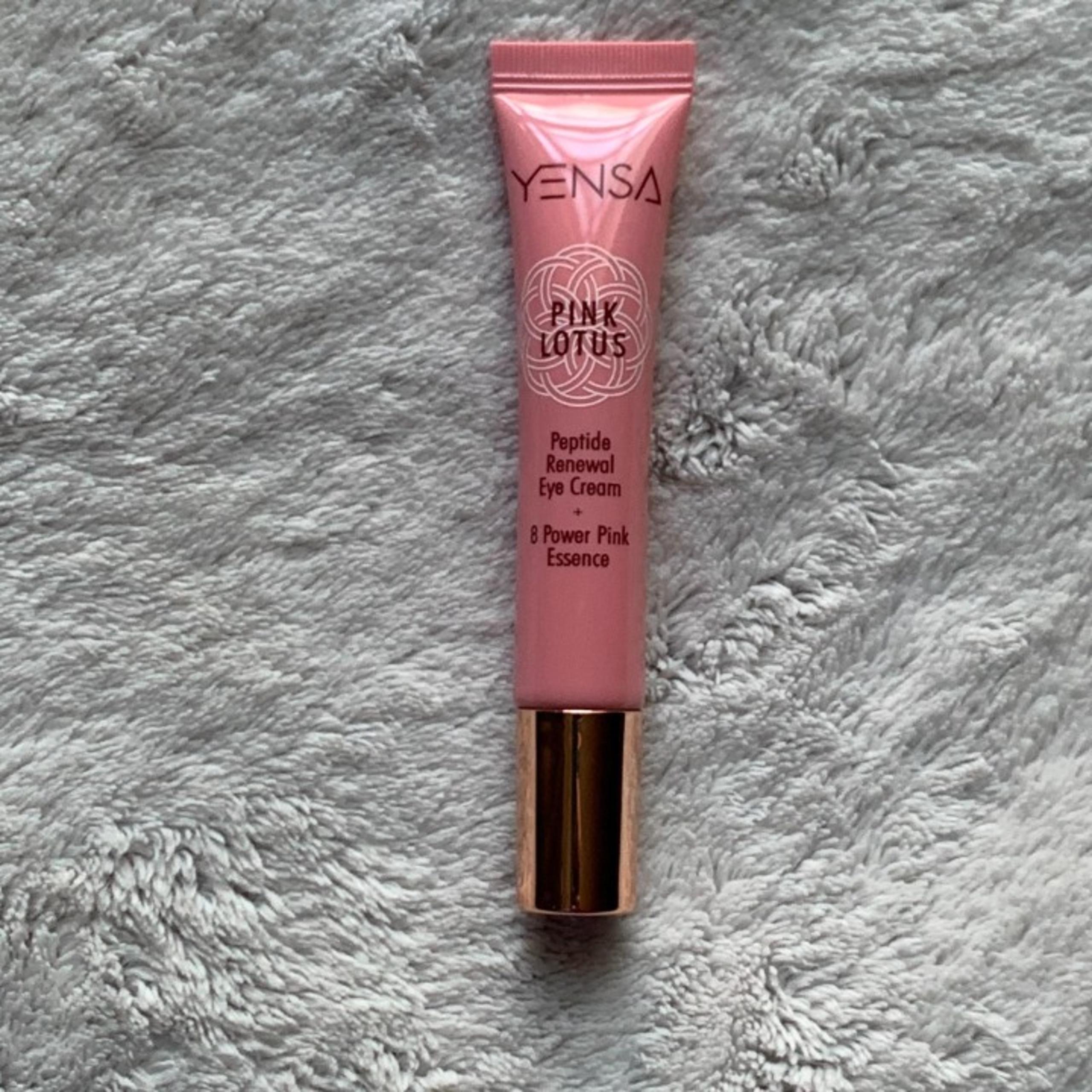 YENSA PINK LOTUS Peptide Renewal Eye Cre