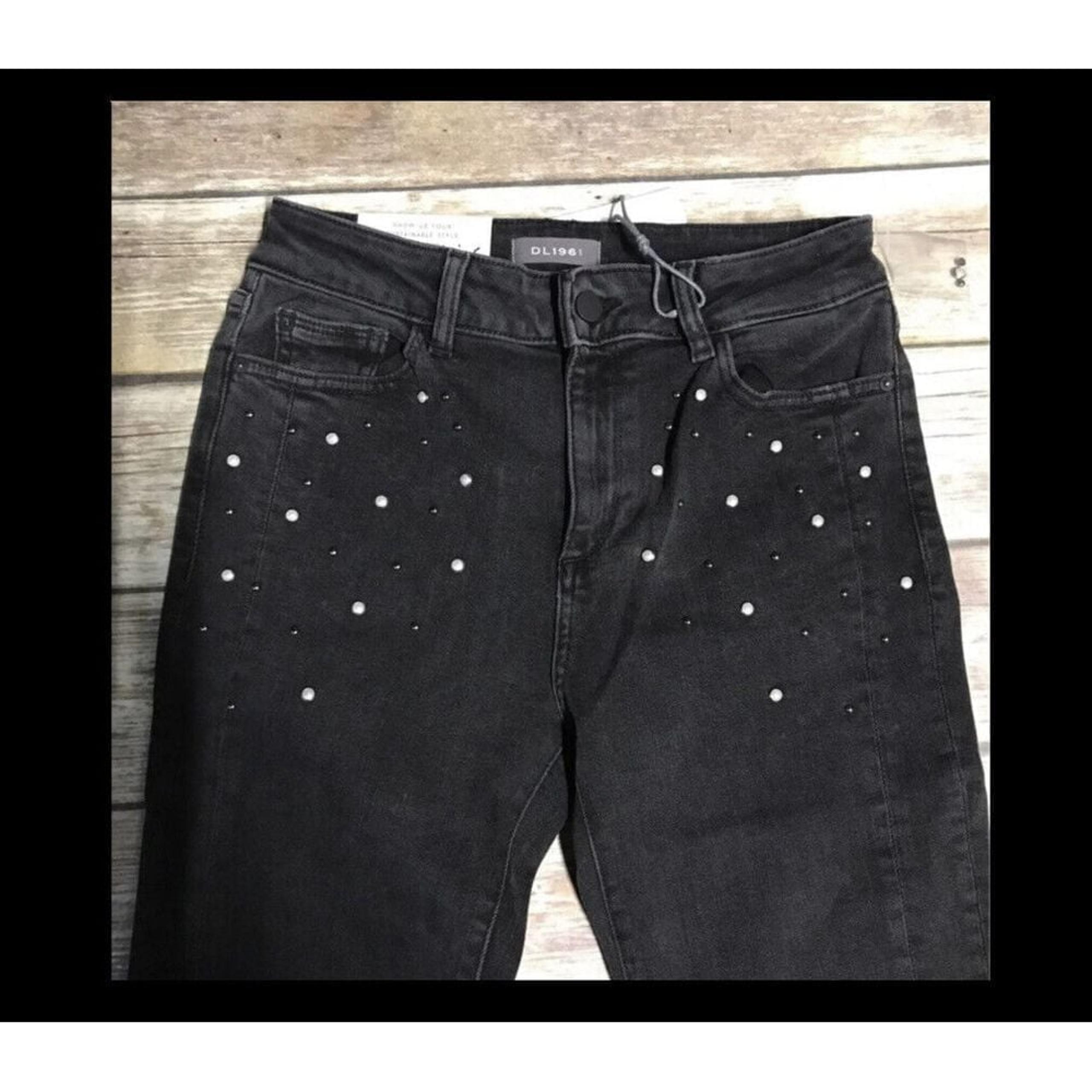 DL1961 Cropped Mid Rise Instasculpt Raw Hem Straight Jeans Size 26 Black NWT